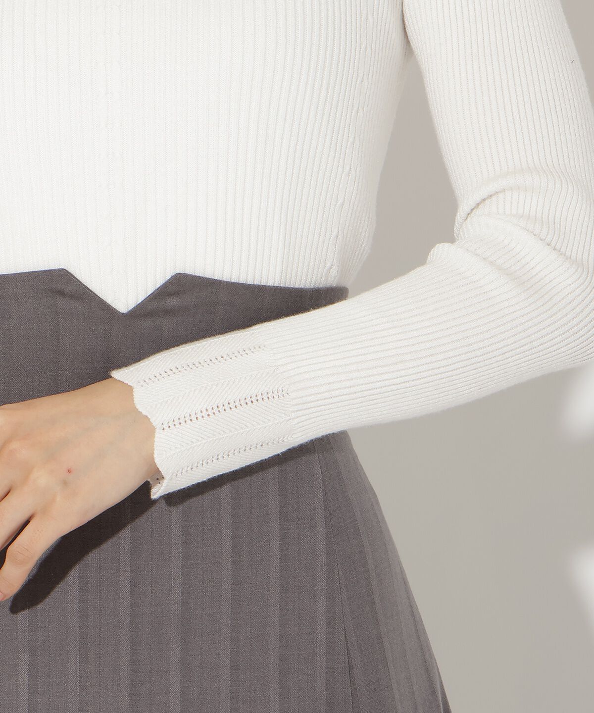 アンドクチュール「スカラハイネックニットプルオーバー」|ニット・セーター|