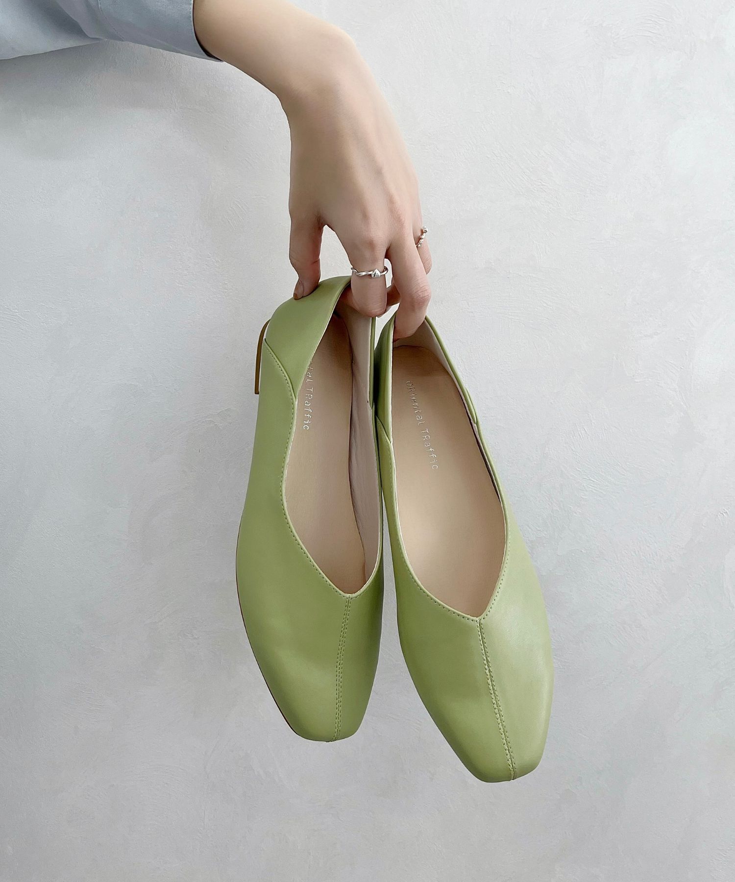 ORiental TRaffic「●通年使える●センターシームバブーシュ/51107 パンプス フラット 柔らかい」|パンプス|