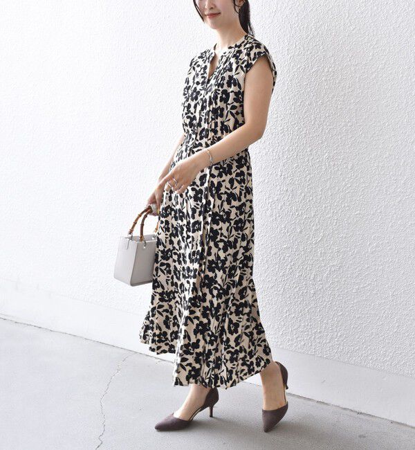 SHIPS for women「【WEB限定】〈洗濯機可能〉ドット 花柄 サイド プリーツ フレンチスリーブ ワンピース」|ワンピース|