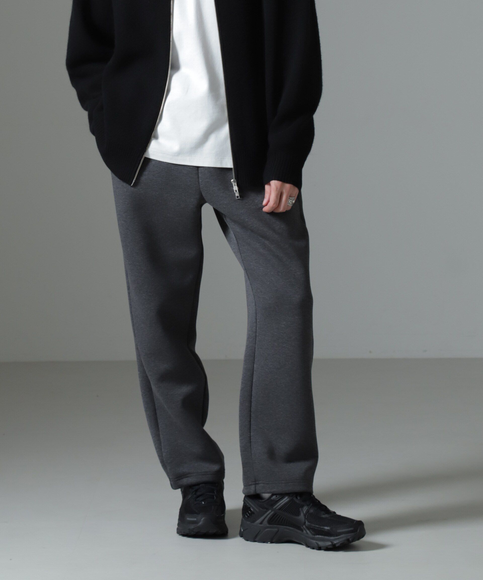 nano･universe「ボンディングトレーナーパンツ」|チノ|