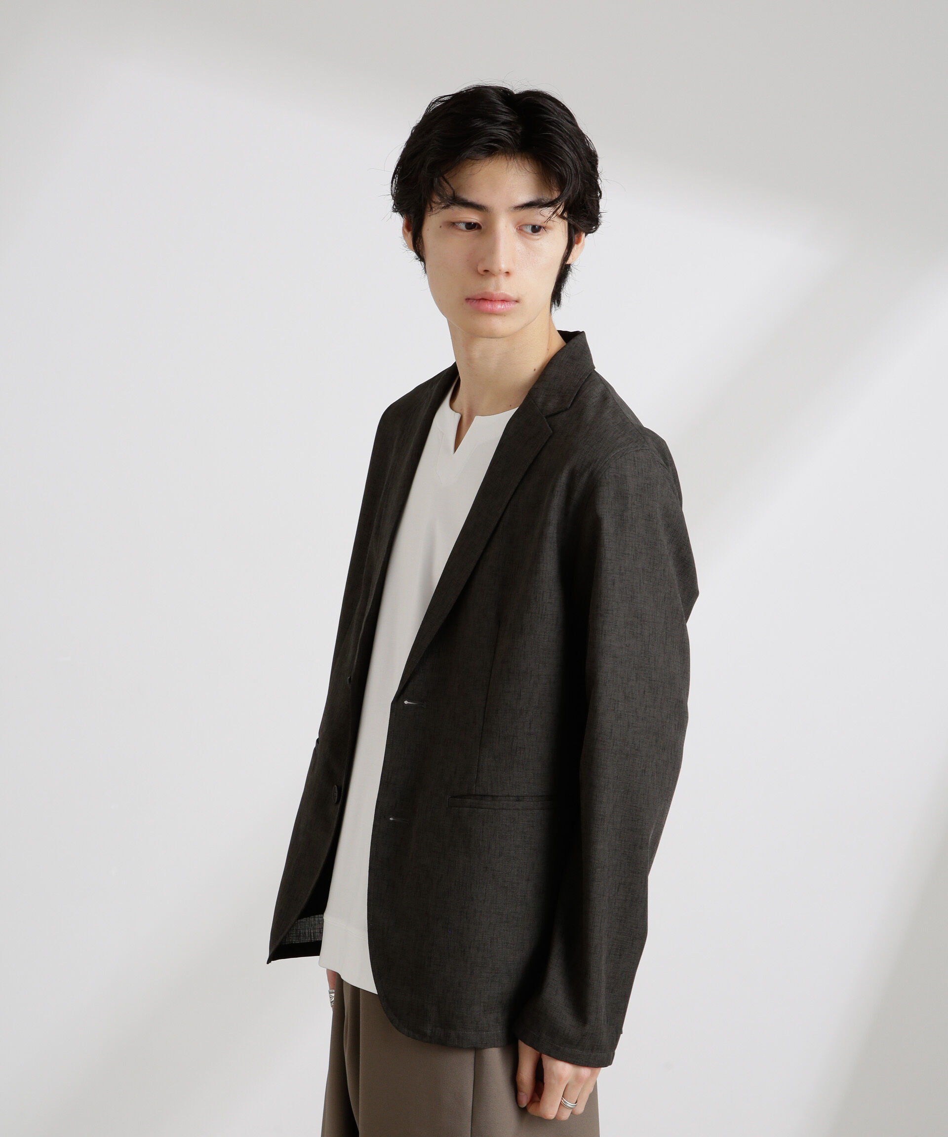 nano･universe「テックリネンライトジャケット」|テーラードジャケット|