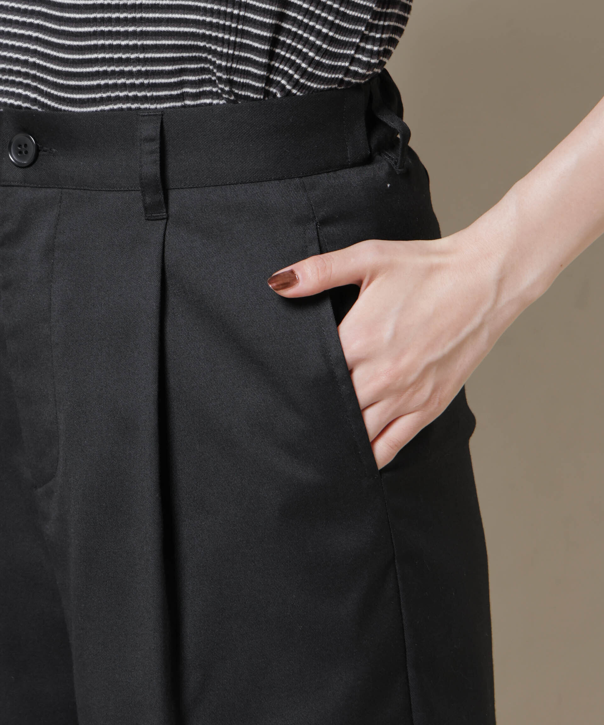 nano･universe「ワンタックショートパンツ(セットアップ可)」|チノ|