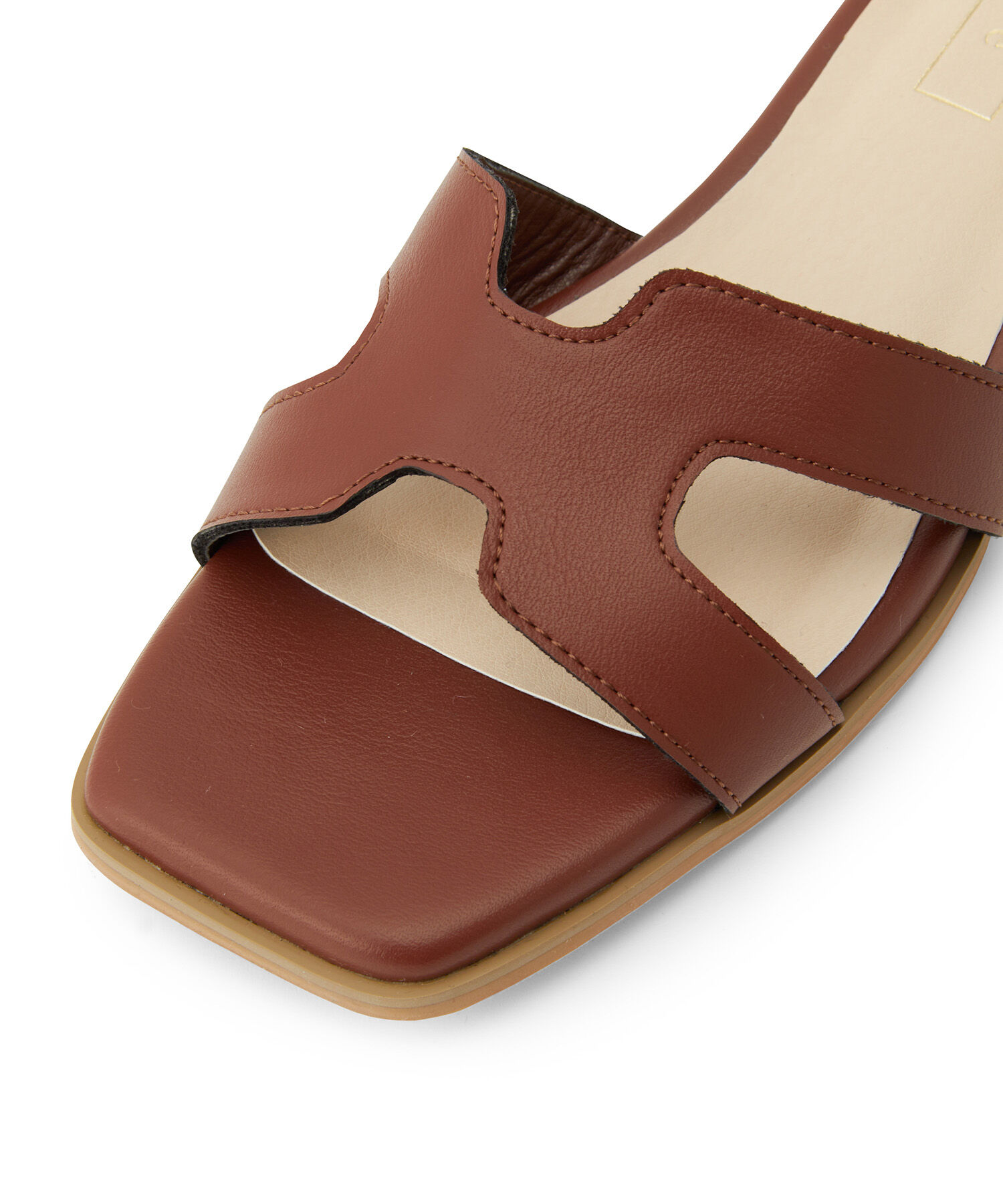 Juze「【新色追加】リサイクルフェイクレザーカットワークフラットサンダル【sustainable】」|サンダル|