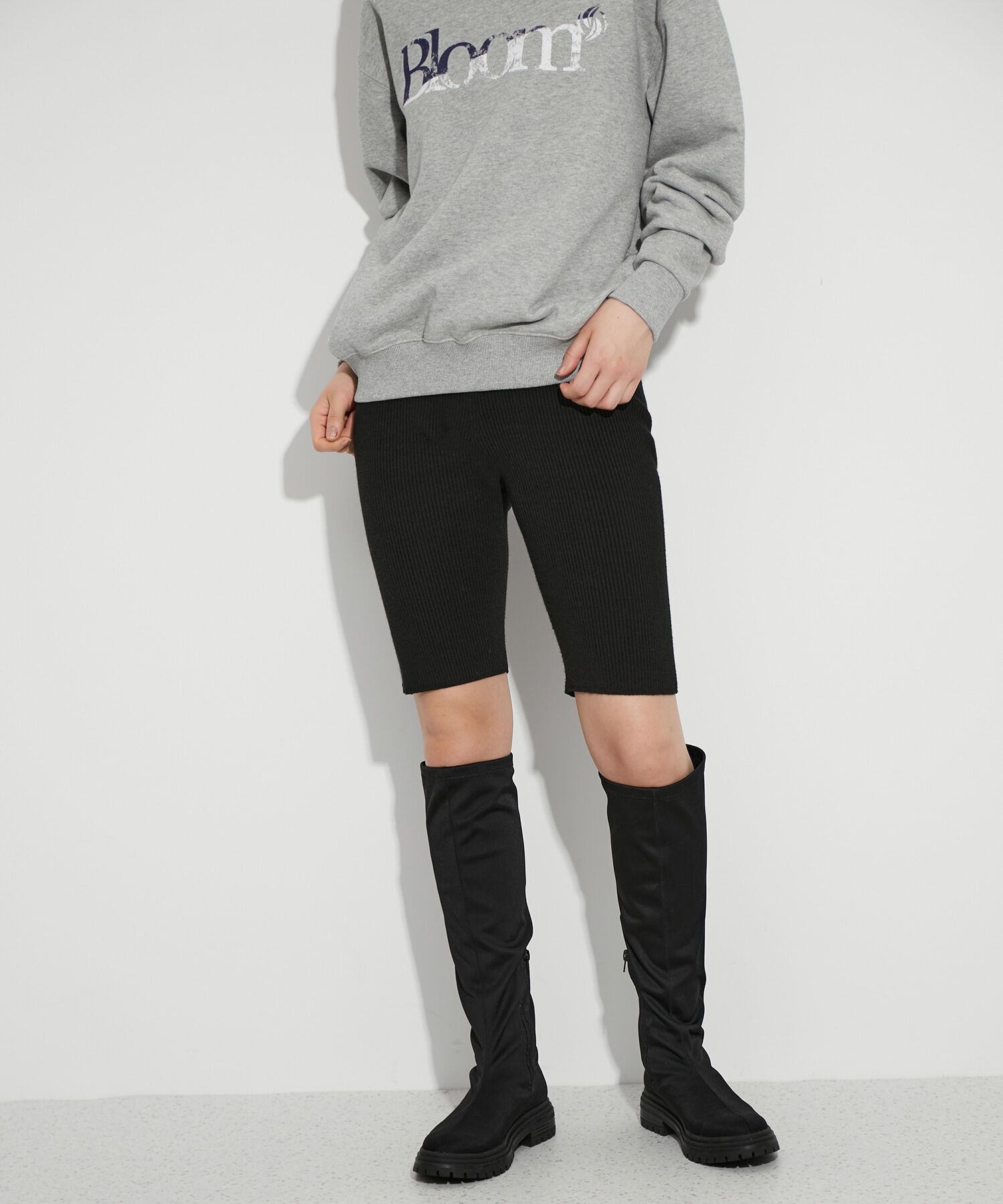 ADAM ET ROPE'「【サステナブル】3Dニットリブサイクルパンツ」|その他|ブラック(01)