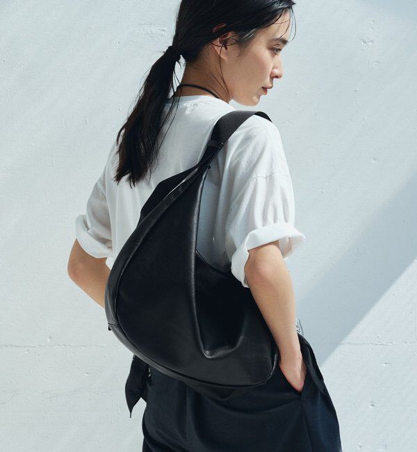  「ソフトレザーラウンドビッグショルダーバッグ」|ショルダー・メッセンジャー|