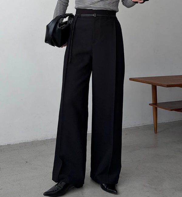  「【低身長サイズあり】カーブタックベルト付パンツ」|チノ|ブラック