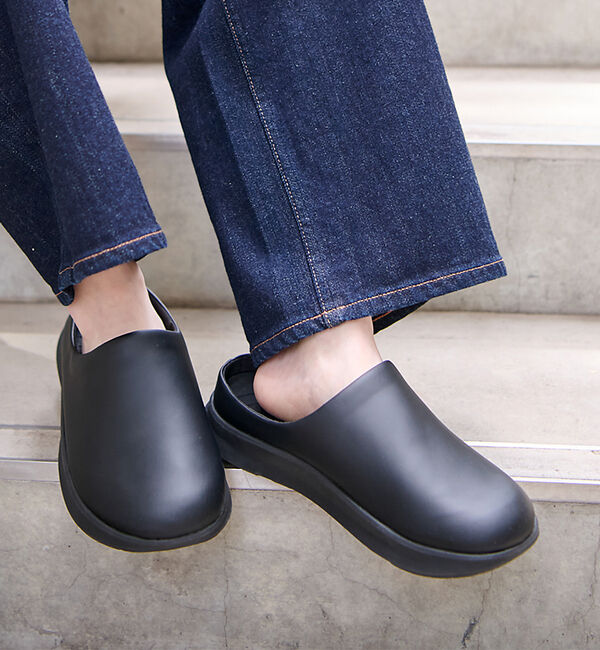 Rouge vif「【BUMPY / バンピー】 バンピーサボ / SABO / スリッポン / リ」|スニーカー|ブラック