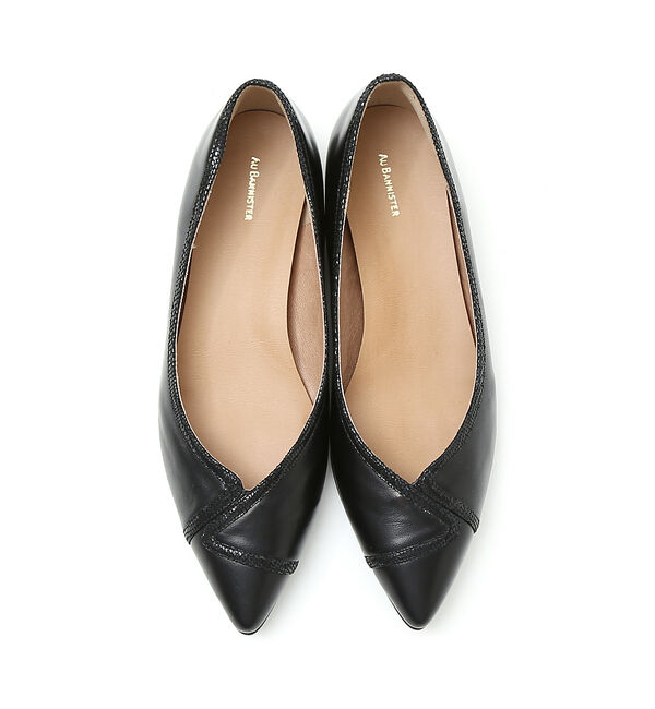 AU BANNISTER「パイピングデザインフラットパンプス」|パンプス|