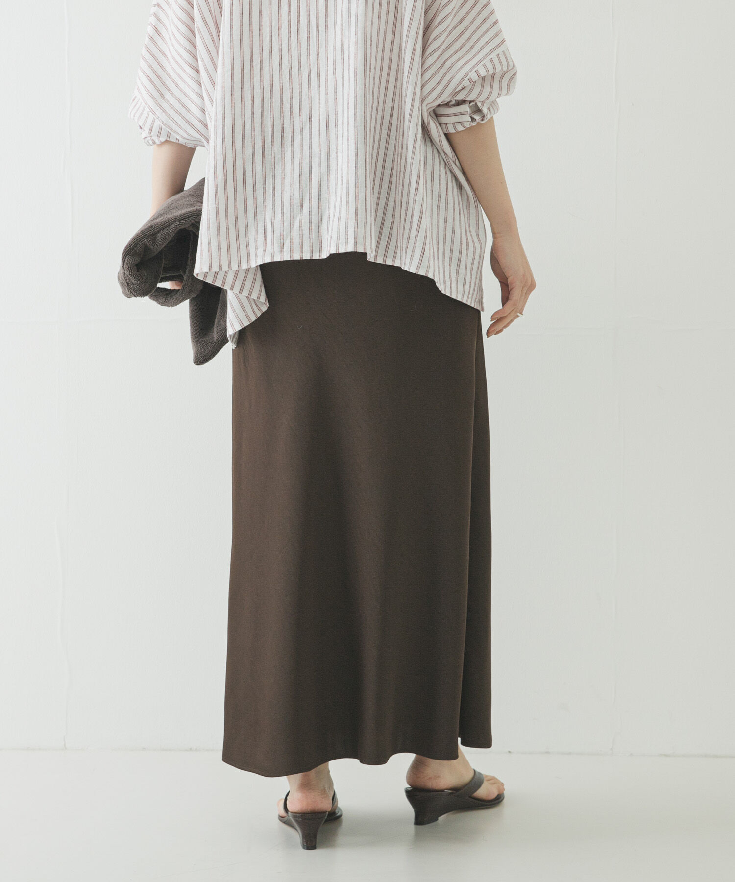 URBAN RESEARCH「サテンバイアススカート」|スカート|
