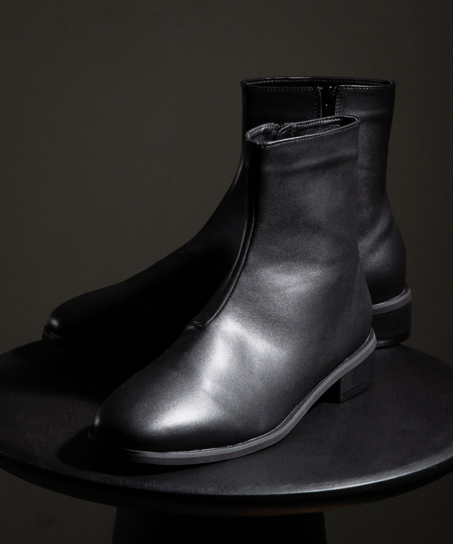 SENSE OF PLACE by URBAN RESEARCH「スクエアトゥサイドジップローブーツ」|ショートブーツ|ブラック