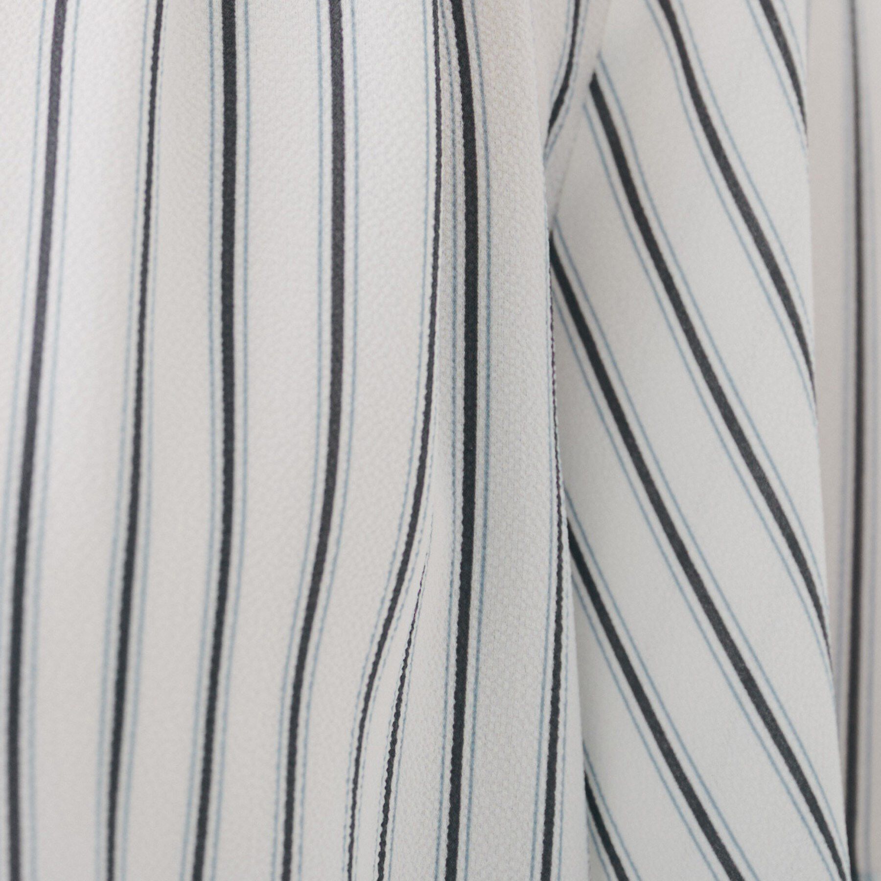 UNTITLED「【通勤/オフィス/二の腕カバー】ボウタイブラウス」|シャツ・ブラウス|