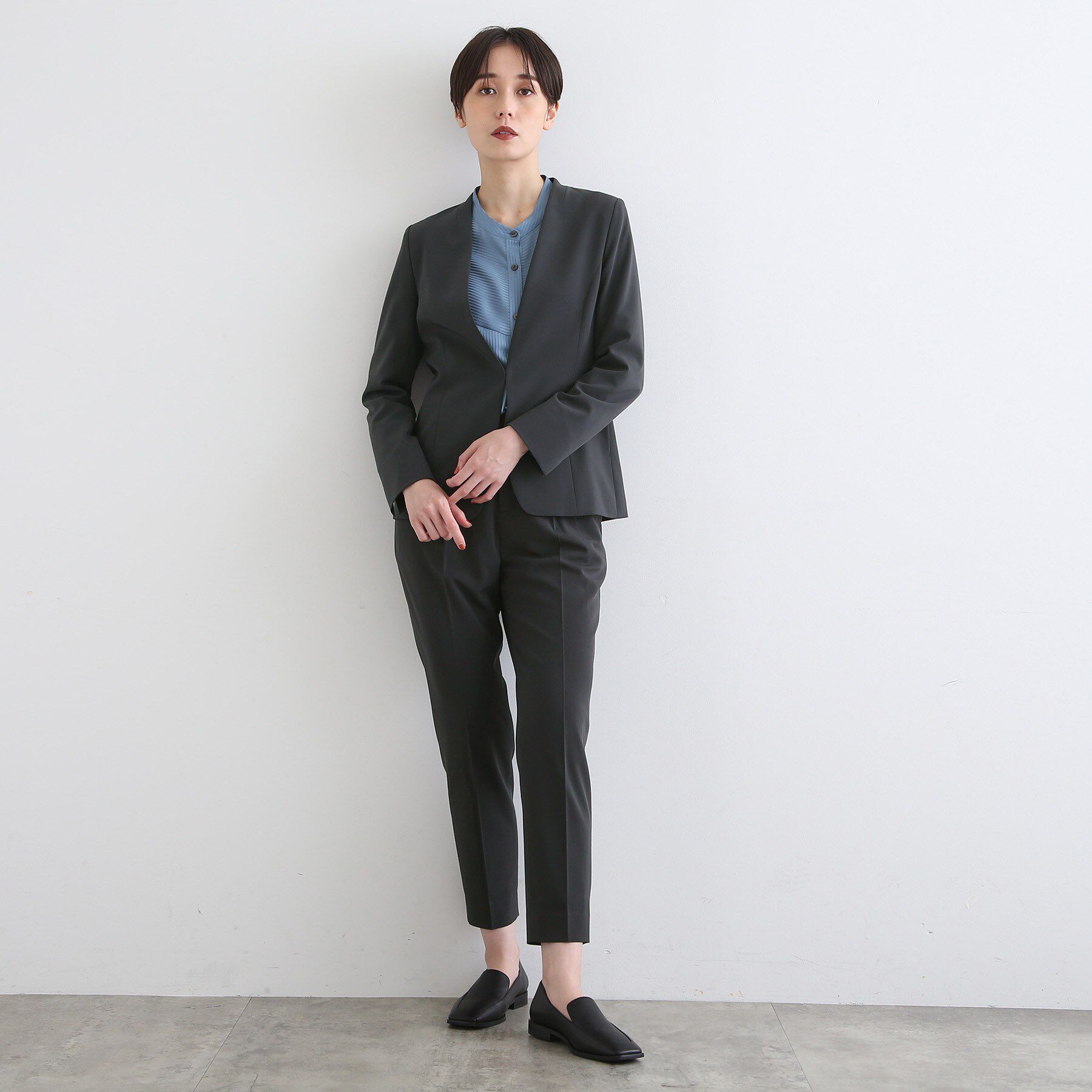 INDIVI「【洗える/UVケア/エコ/日本製】ストレッチノーカラージャケット」|スーツ|