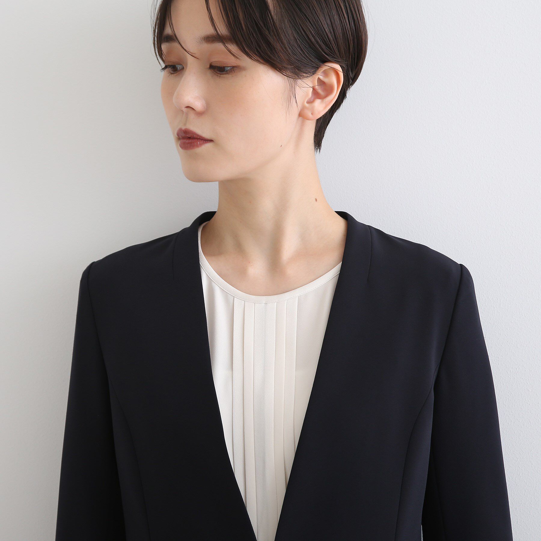 INDIVI「【洗える/UVケア/エコ/日本製】ストレッチノーカラージャケット」|スーツ|