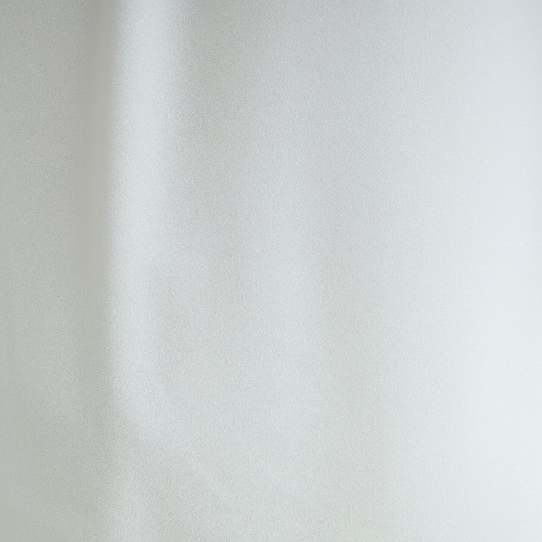 INDIVI「【洗える/通勤/UV/吸水速乾】Vネックブラウス」|シャツ・ブラウス|