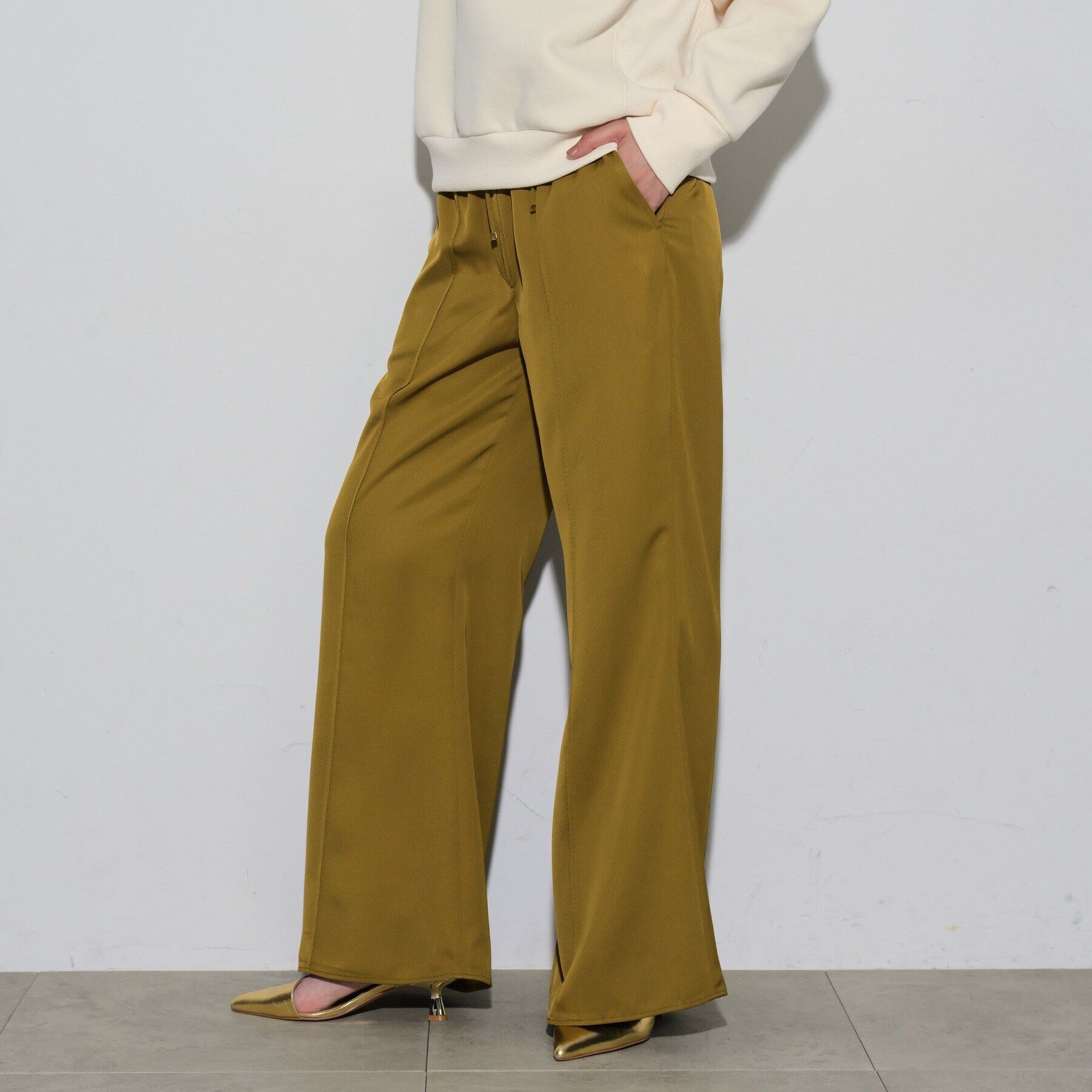 GALLEST「カルゼサテンフレアイージーパンツ」|その他|