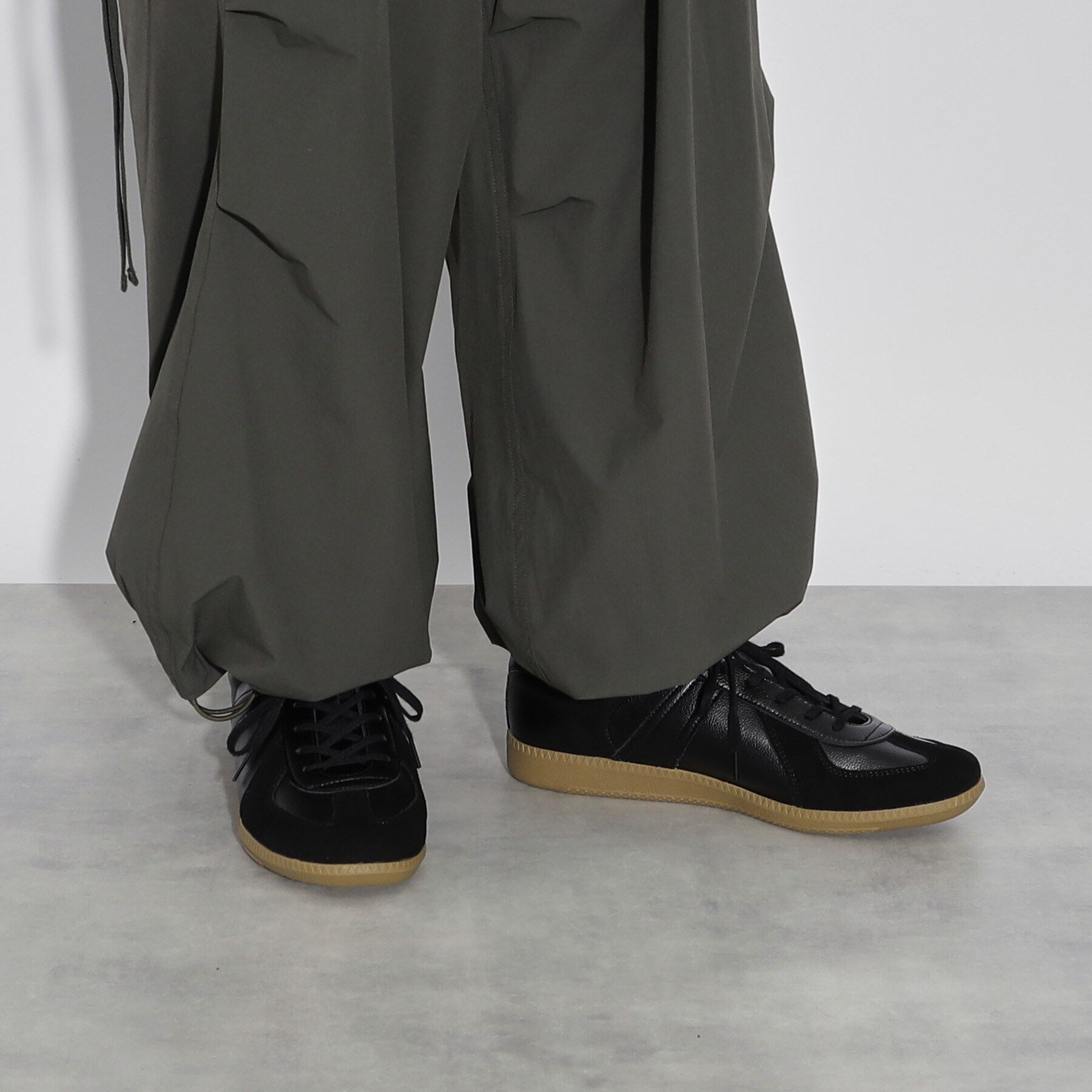 tk.TAKEO KIKUCHI「GERMAN TRAINER 別注レザースニーカー」|スニーカー|