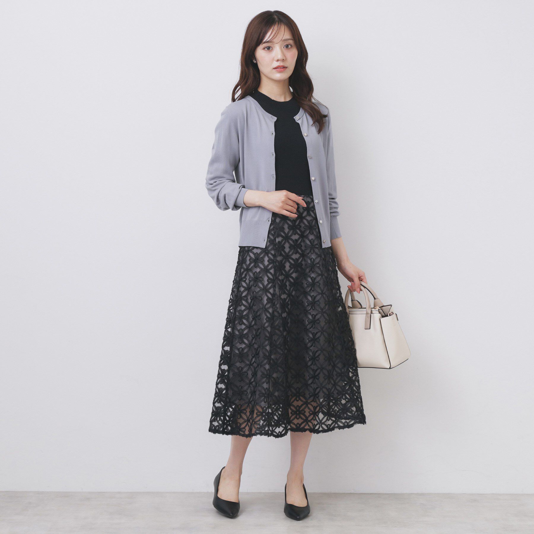 index「《美人百花掲載》ビジュークルーネックカーディガン【洗濯機洗い可/UVケア/接触冷感/抗ピル】」|カーディガン|