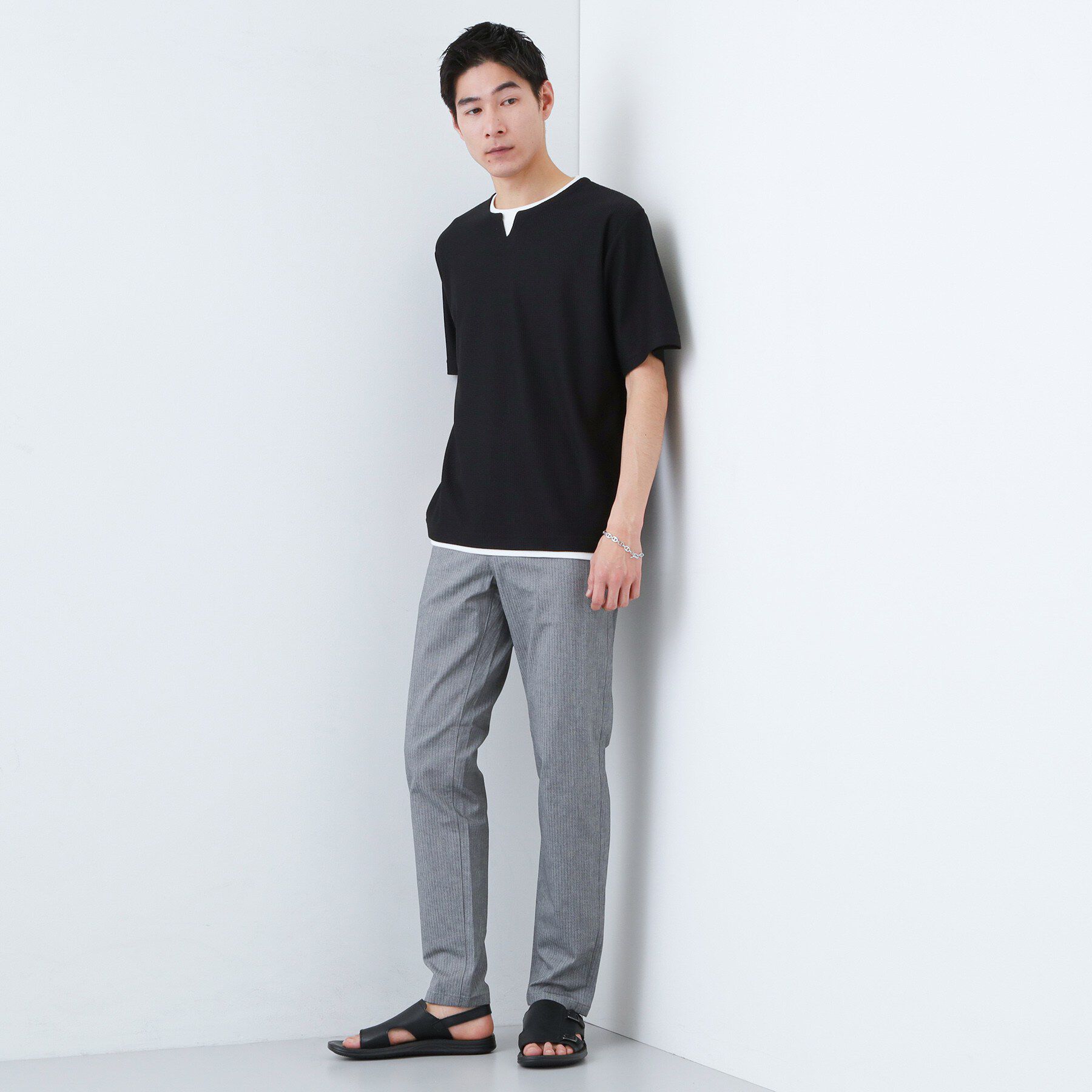 THE SHOP TK「【一枚でコーディネートが完成！】レイヤード風 キーネック 半袖Tシャツ 洗濯機OK」|Tシャツ・カットソー|