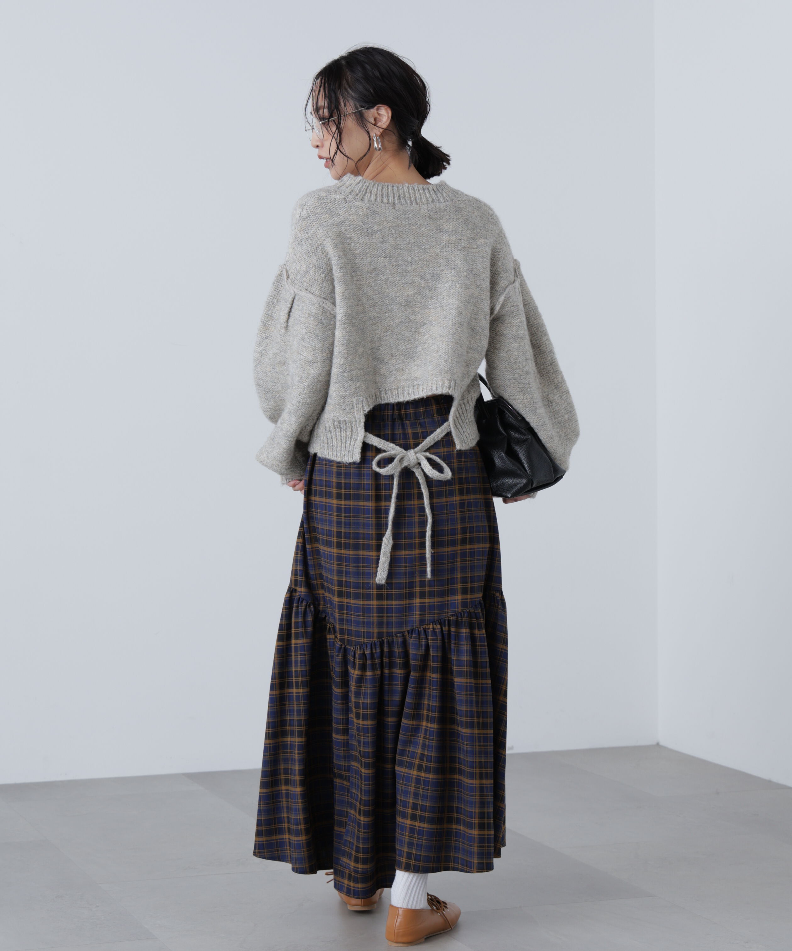  「バックリボンショート丈ニット」|ニット・セーター|