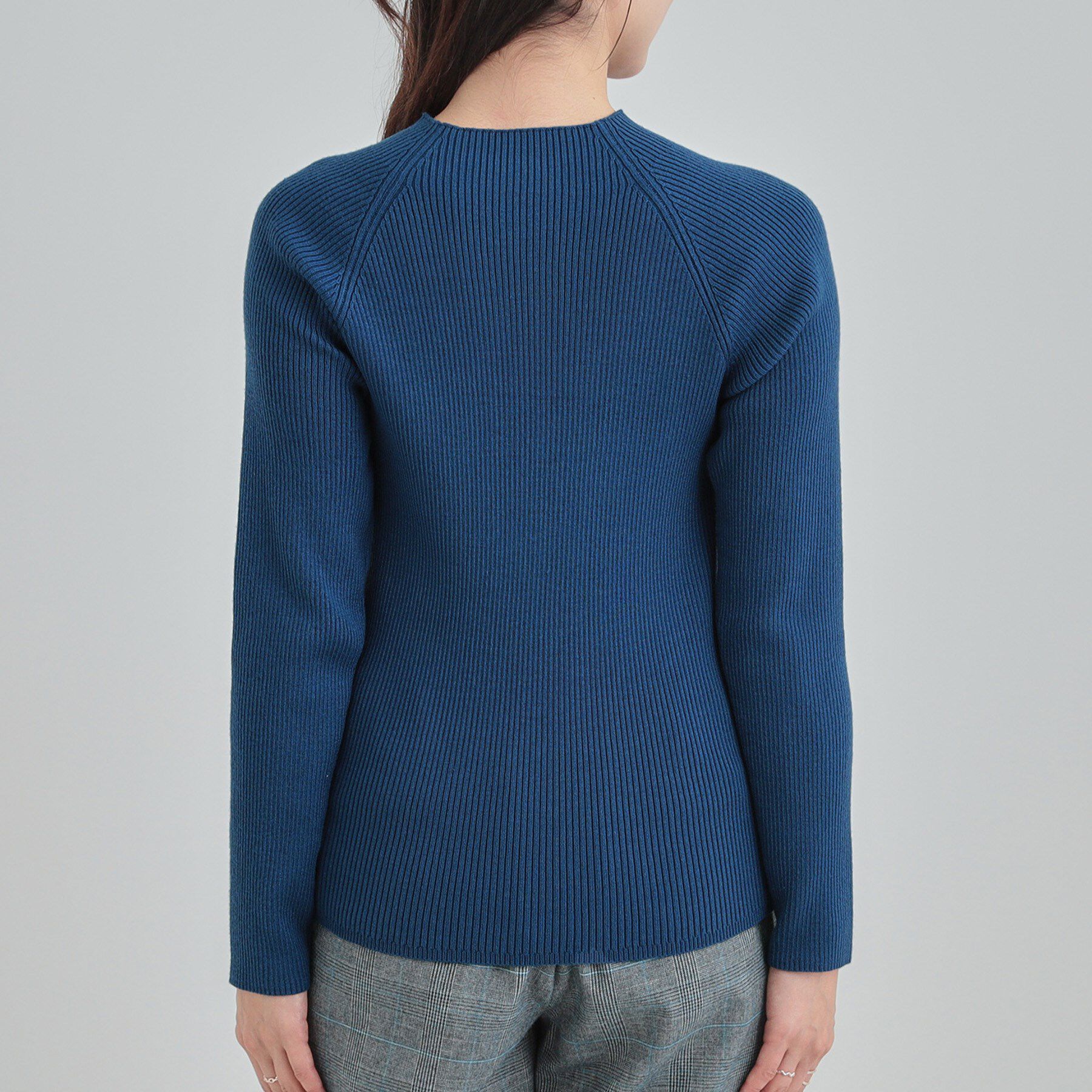 SHOO･LA･RUE「【絶妙なゆるピタ/洗濯機可】ちくちくしにくい リブハイネックやわらかニット」|ニット・セーター|