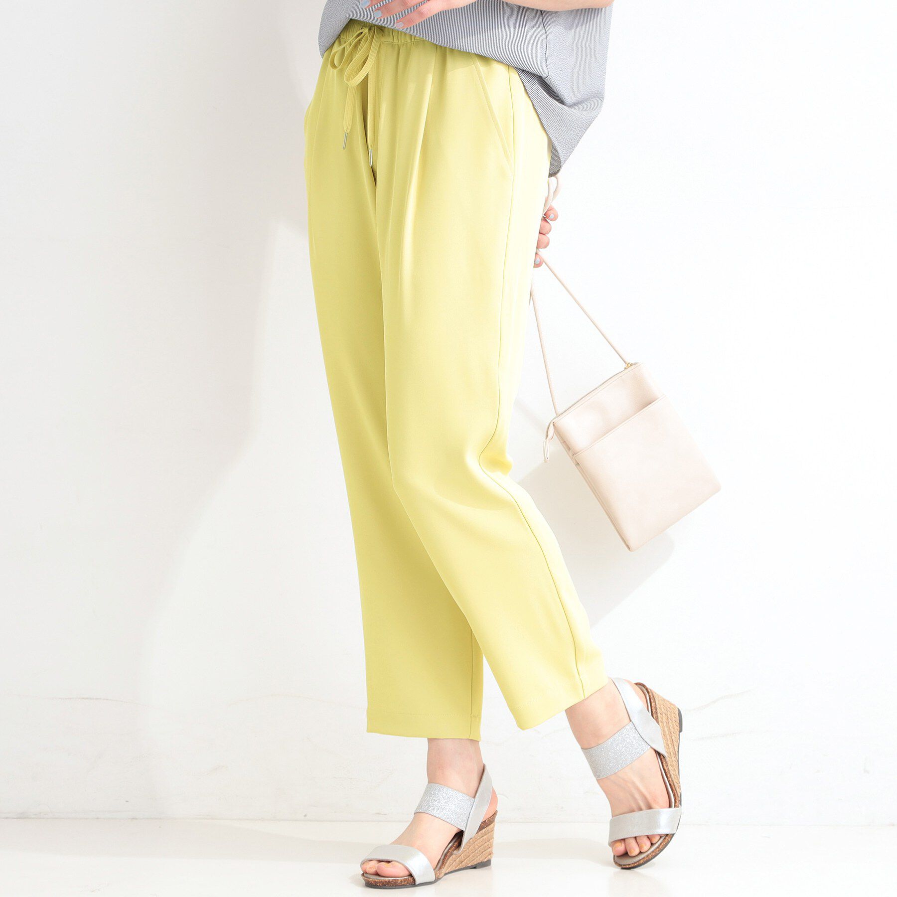SHOO･LA･RUE「【セットアップ可/ひんやり/UV/SS-3L】さらさらぷるん イージーテーパードパンツ」|その他|ライトイエロー(03