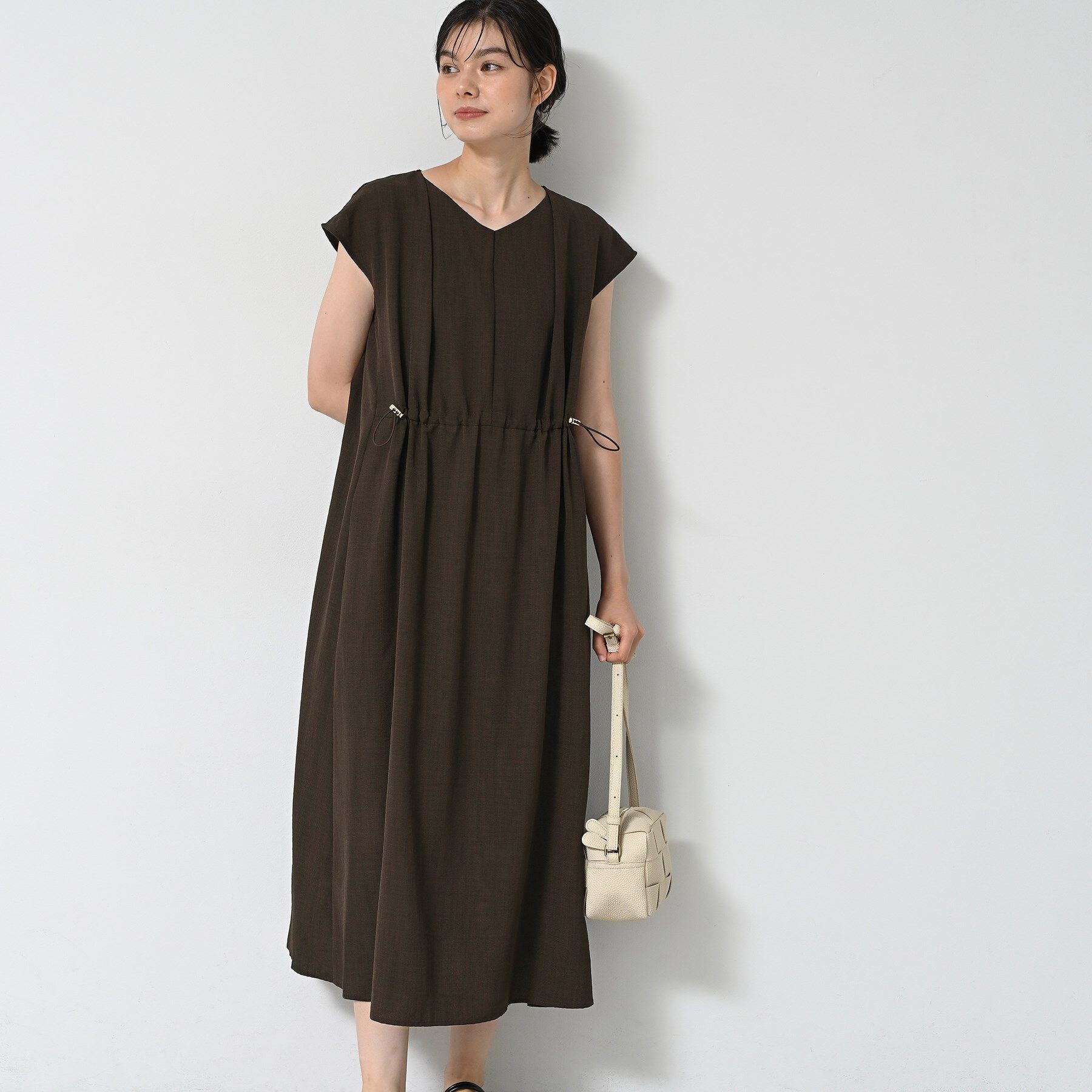 Dessin「【洗える】ウエストドロストリングワンピース」|ワンピース|ブラウン(045)
