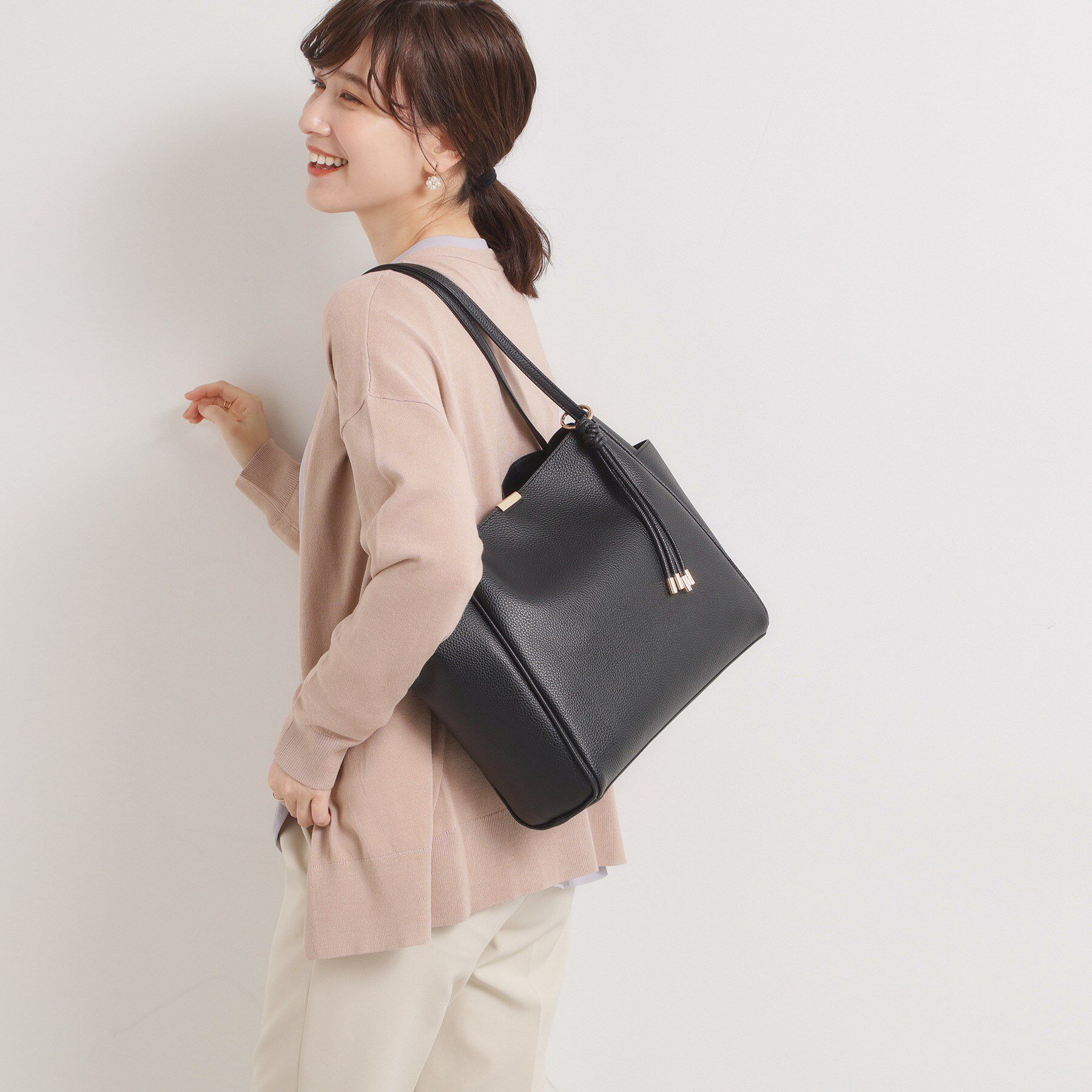 ITS&rsquo;DEMO「【通勤】タッセル付き変形A4トート」|トートバッグ|