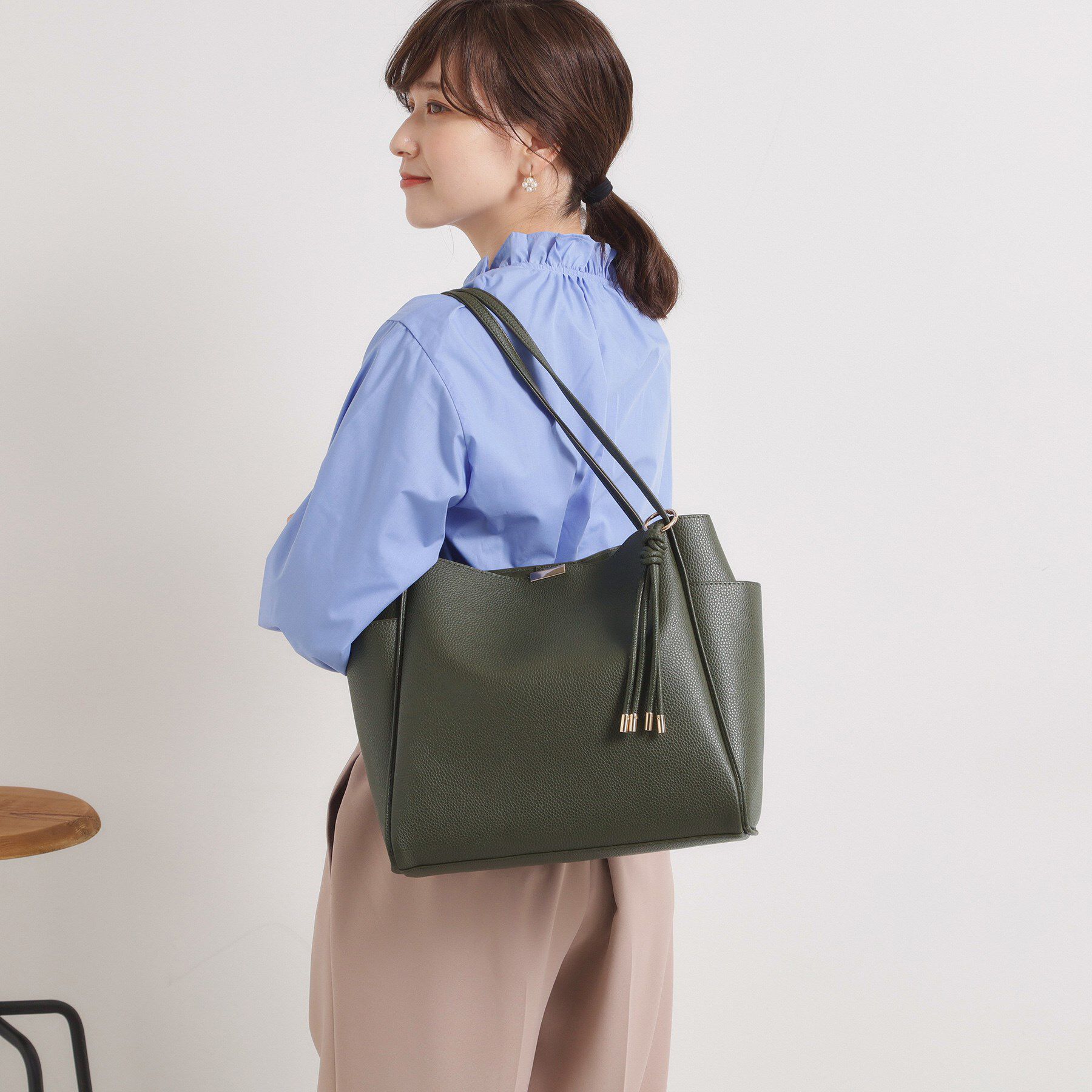 ITS&rsquo;DEMO「【通勤】タッセル付き変形A4トート」|トートバッグ|