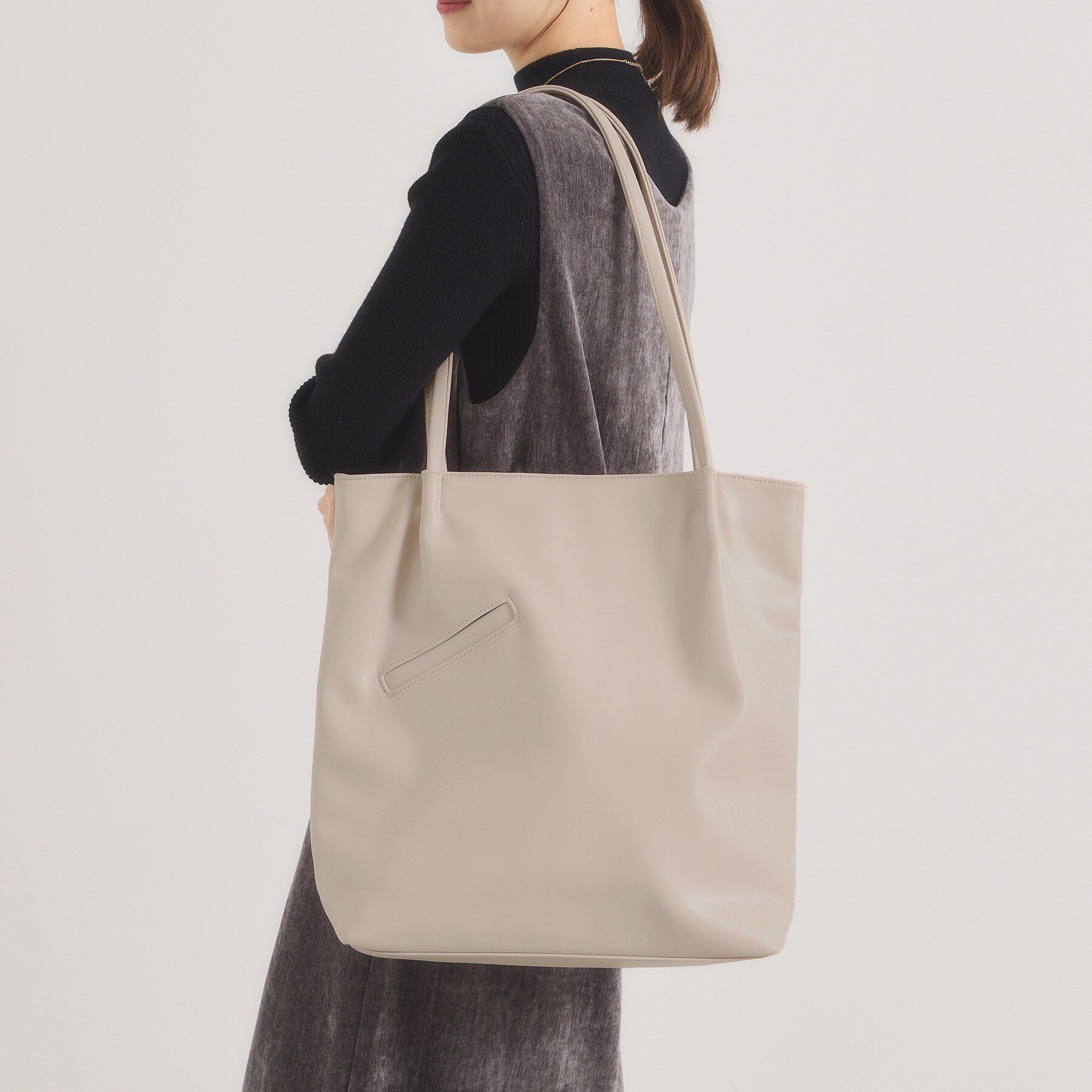 ITS&rsquo;DEMO「【A4対応】PUサブトート」|トートバッグ|ライトベージュ(05