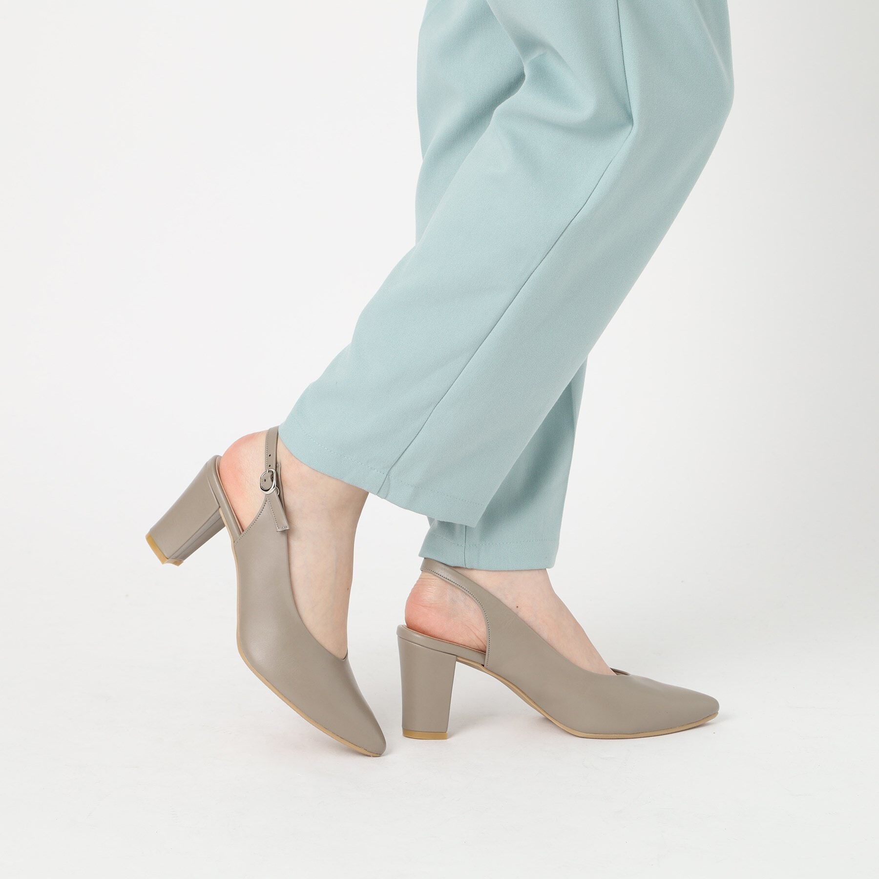 ESPERANZA「バックストラップパンプス」|パンプス|