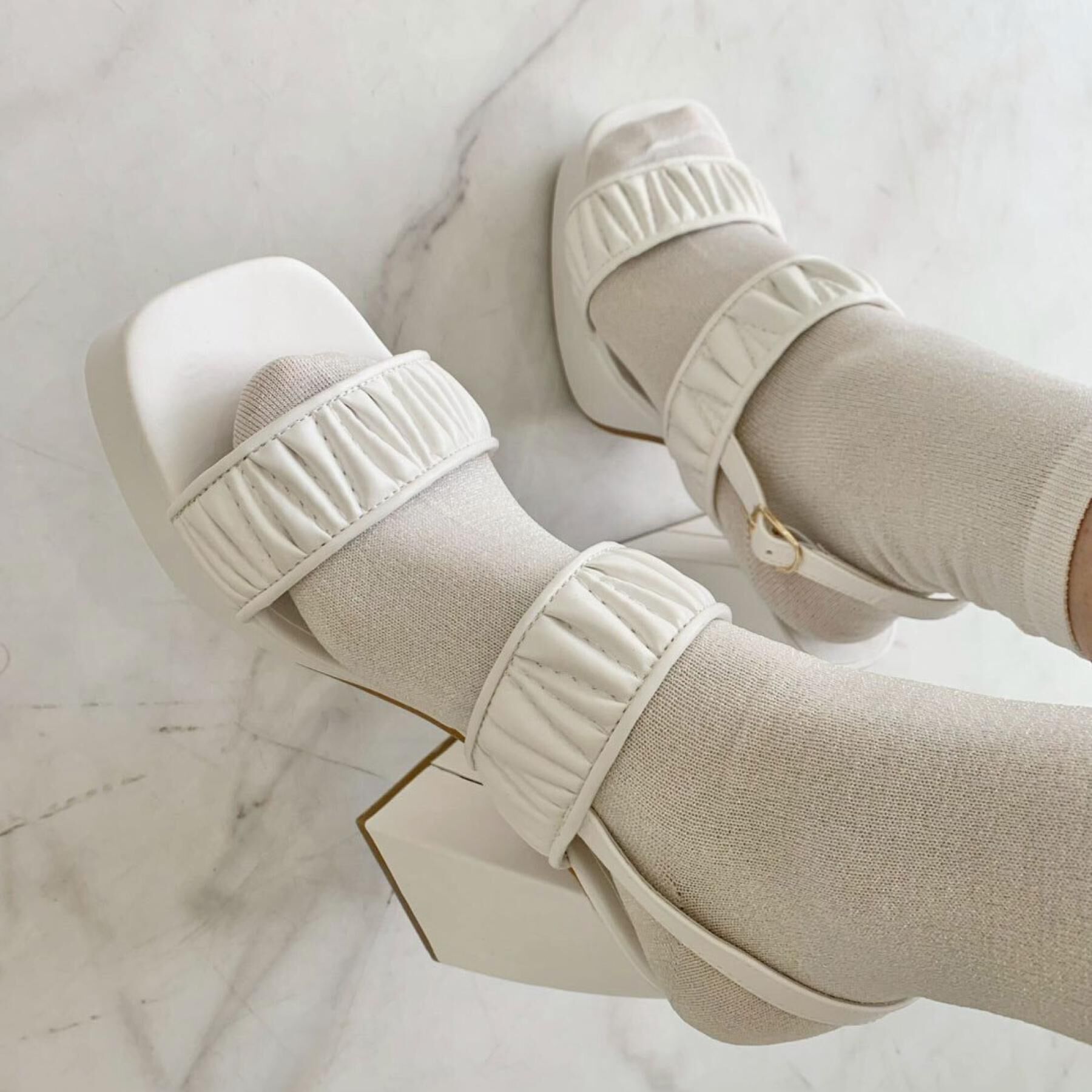 csT&P「ギャザーダブルベルト チャンキーヒールサンダル」|サンダル|