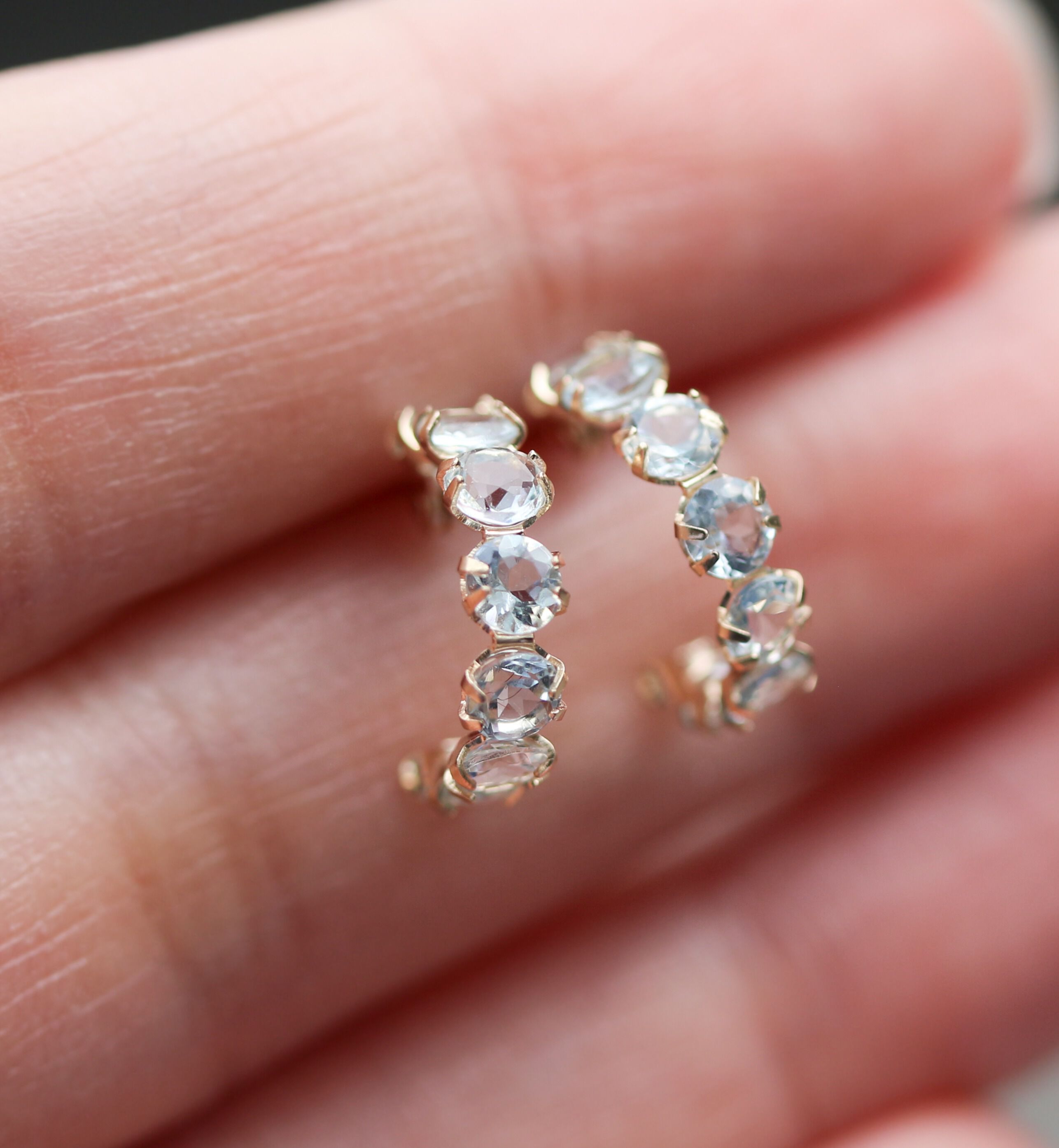  「アクアマリン スナップ フープ ピアス | K10YG」|ピアス|