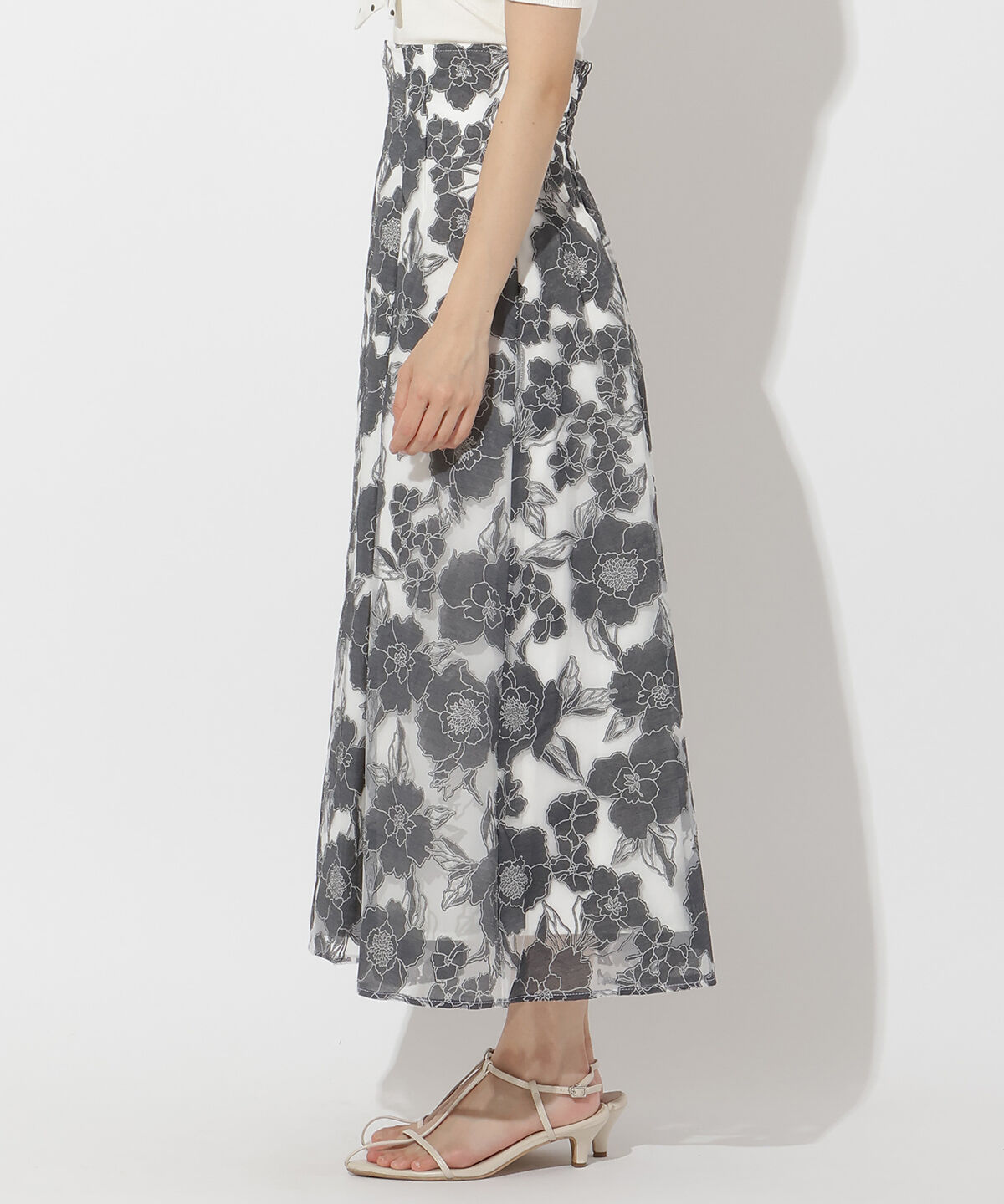 アンドクチュール「オパールフラワーフレアスカート」|フレア|