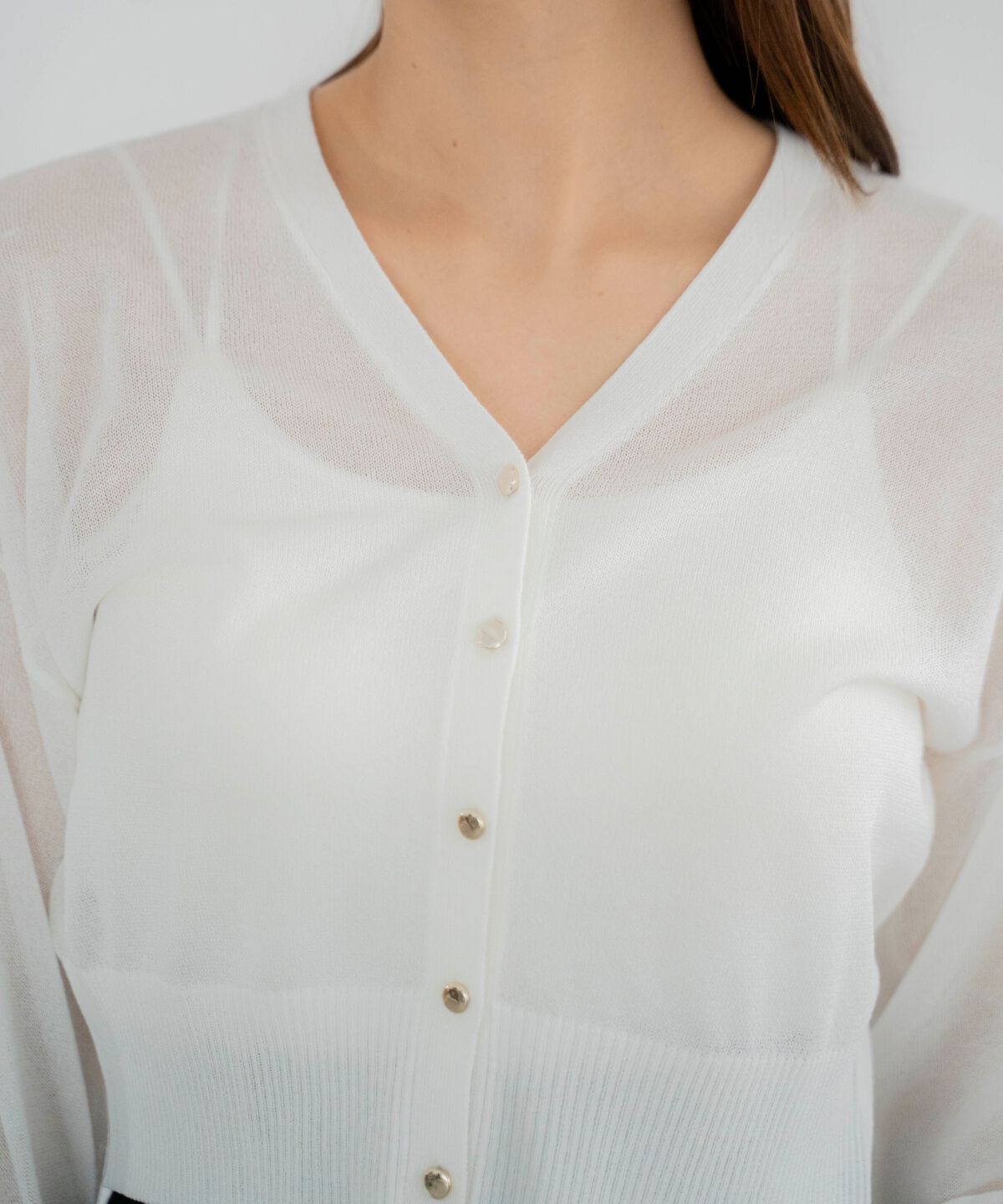 アンドクチュール「シャイニーシアーⅤネックカーディガン」|カーディガン|