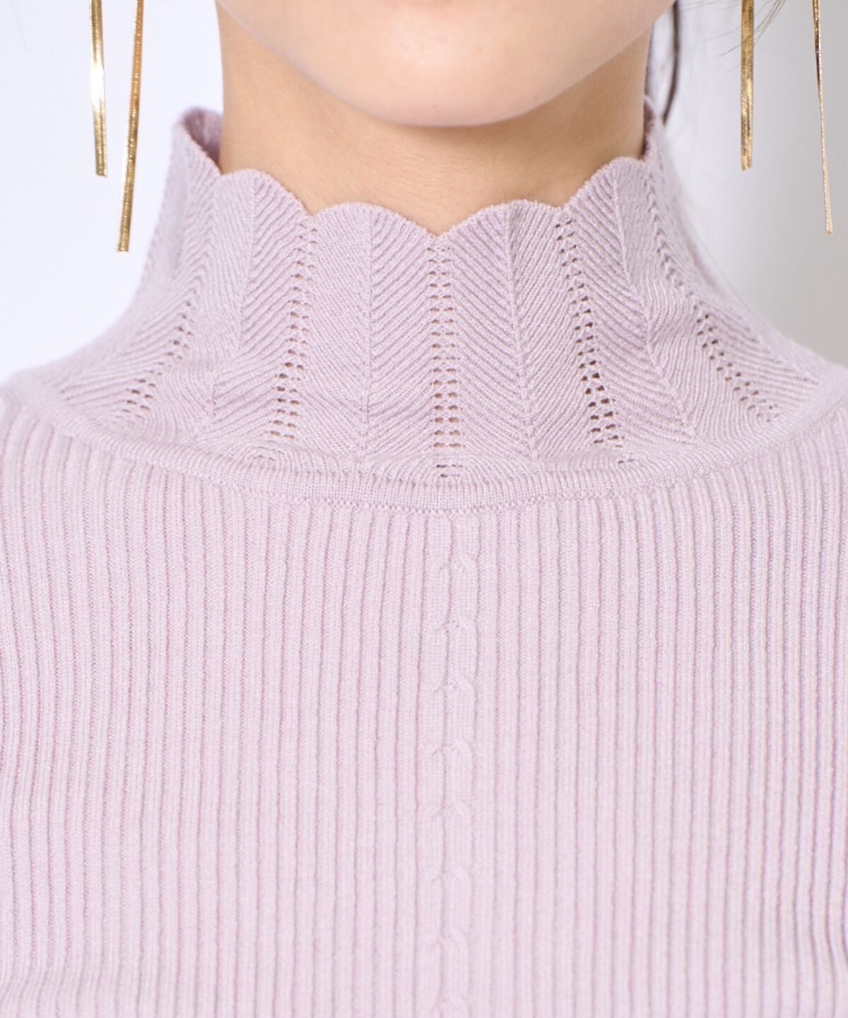 アンドクチュール「スカラハイネックニットプルオーバー」|ニット・セーター|