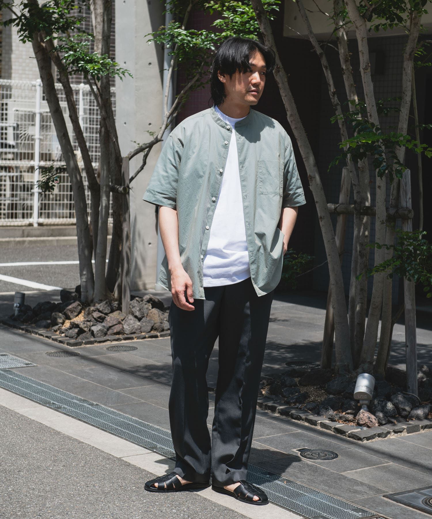 URBAN RESEARCH DOORS「玉虫シャンブレー バンドカラーシャツ」|シャツ・ブラウス|