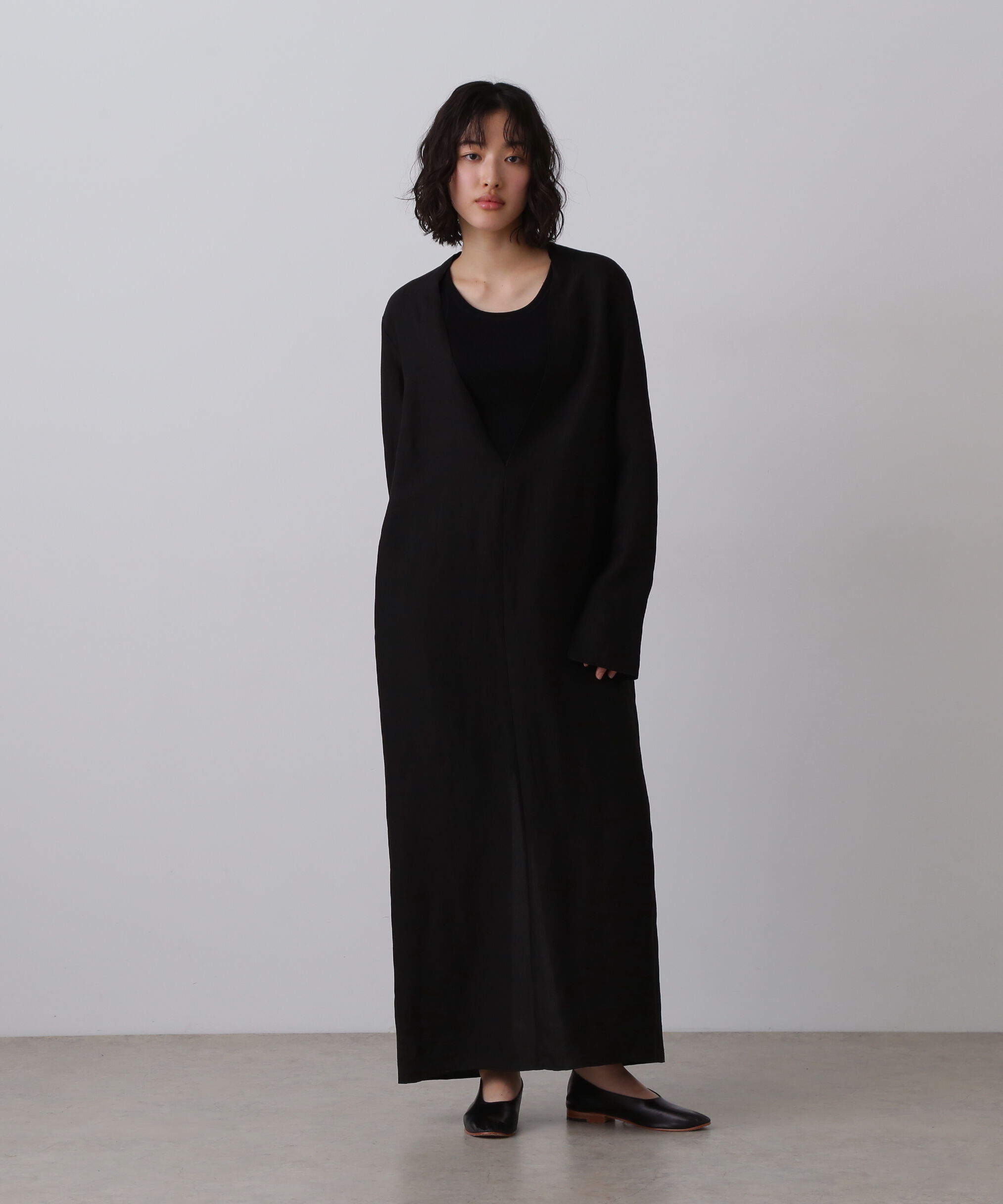 YLEVE 「YLEVE / TENCEL LINEN V NECK ONE PIECE」|ワンピース|