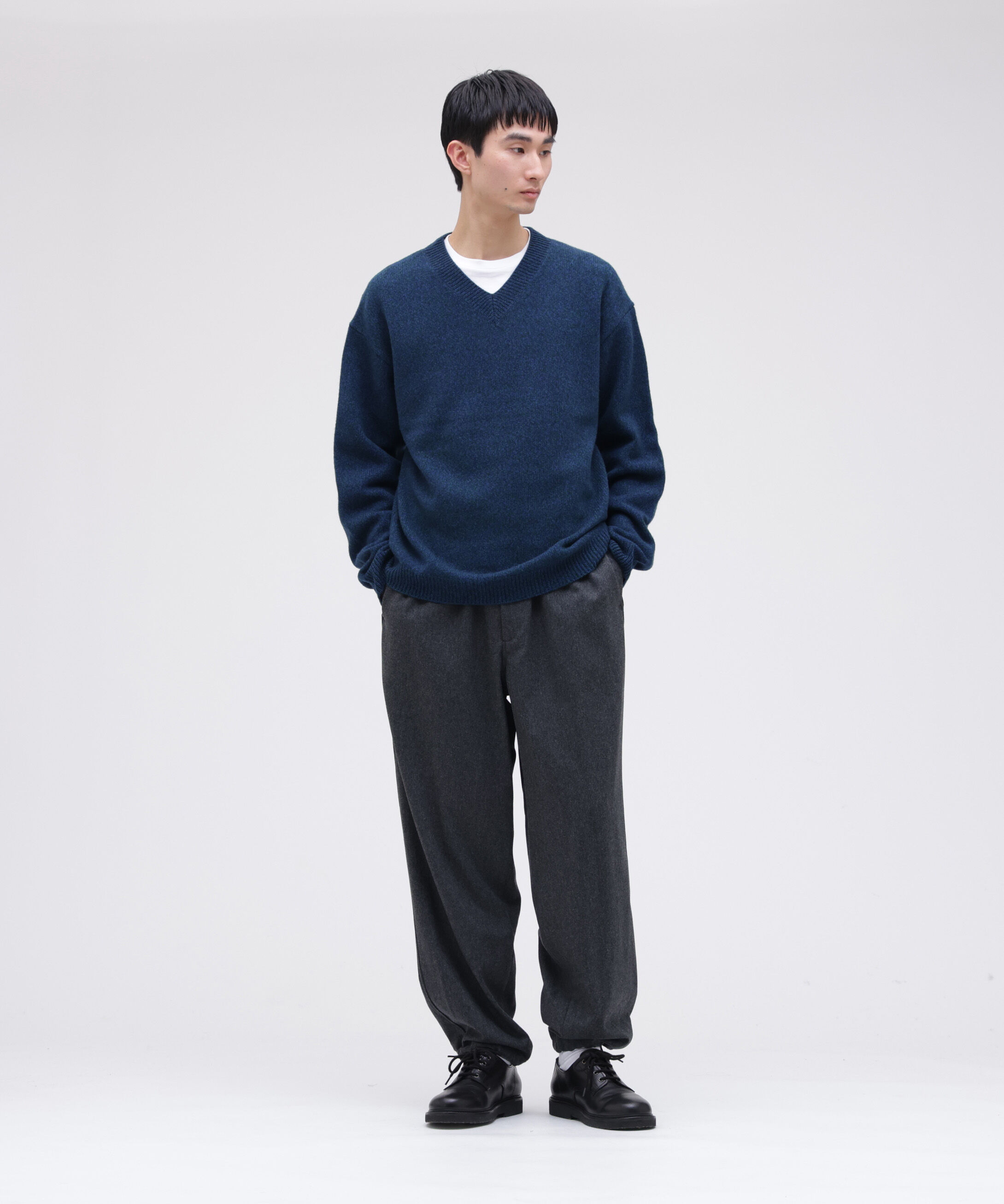 YLEVE 「YLEVE / WOOL CASHMERE MELANGE KNIT V NECK PULL OVER」|ニット・セーター|