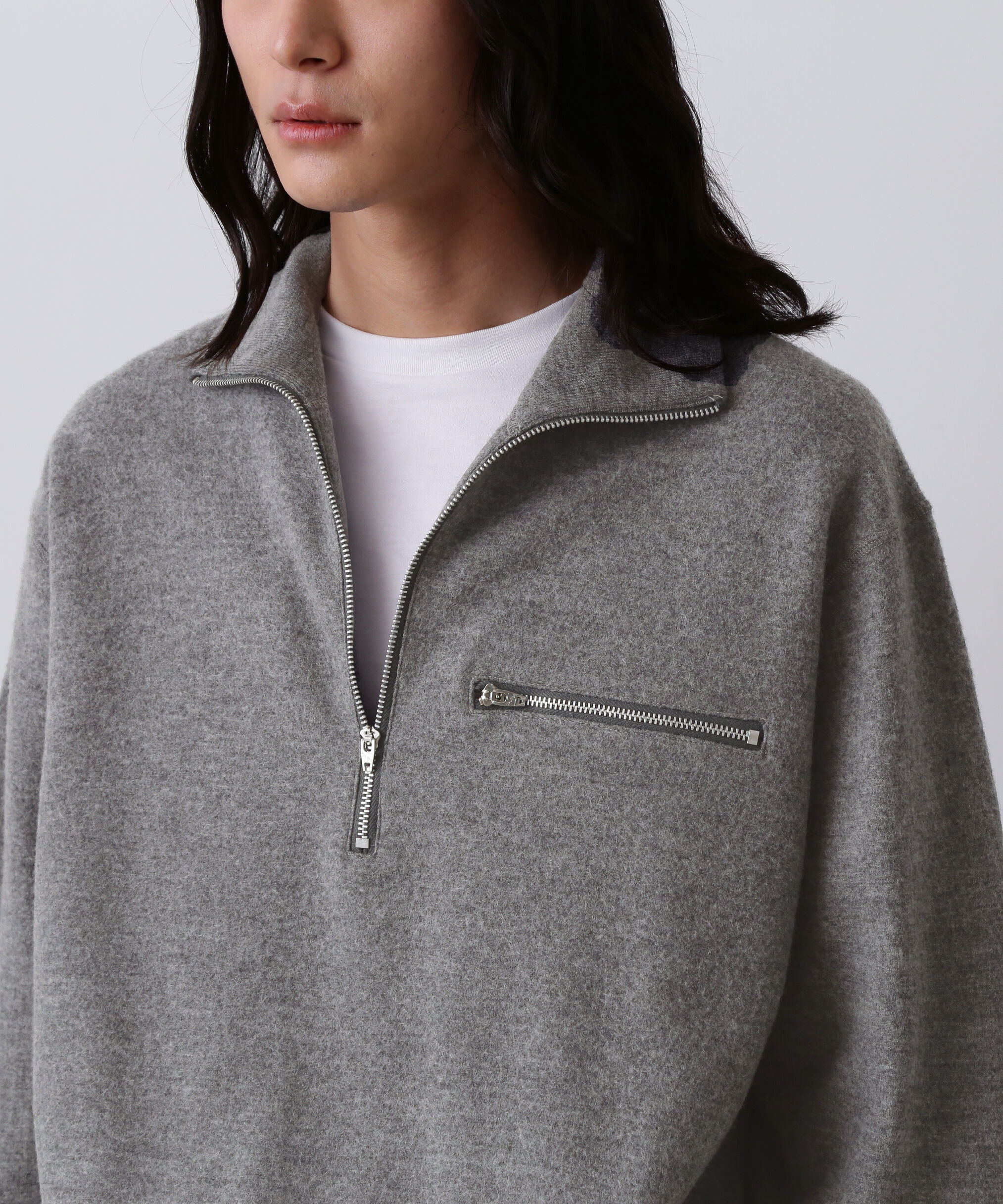 YLEVE 「YLEVE / ULTRAFINE MERINO MILLED WOOL KNIT HALF ZIP PULL OVER」|ニット・セーター|