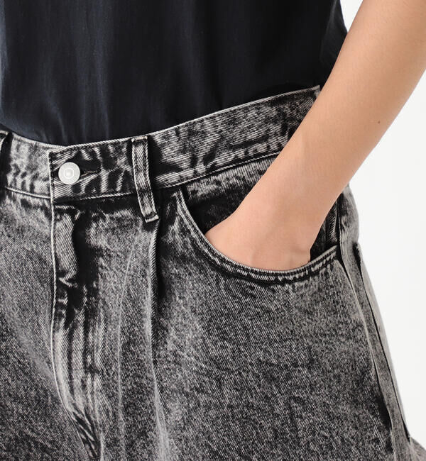 BEAMS「ワイド テーパード デニム」|デニム|