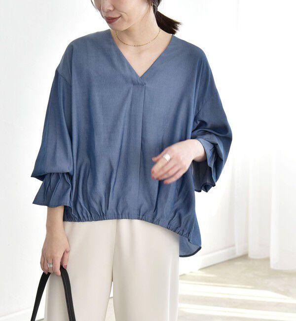 quaranciel「quaranciel:〈洗濯機可能〉Vネック ギャザーヘム ブラウス」|シャツ・ブラウス|