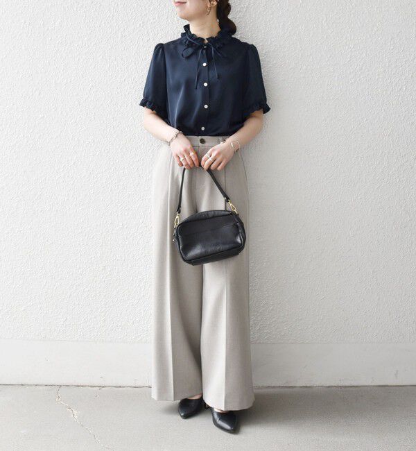 SHIPS any「《予約》SHIPS any:〈洗濯機可能〉サテン フリル カラー リボン ショートスリーブ シャツ ブラウス」|シャツ・ブラウス|