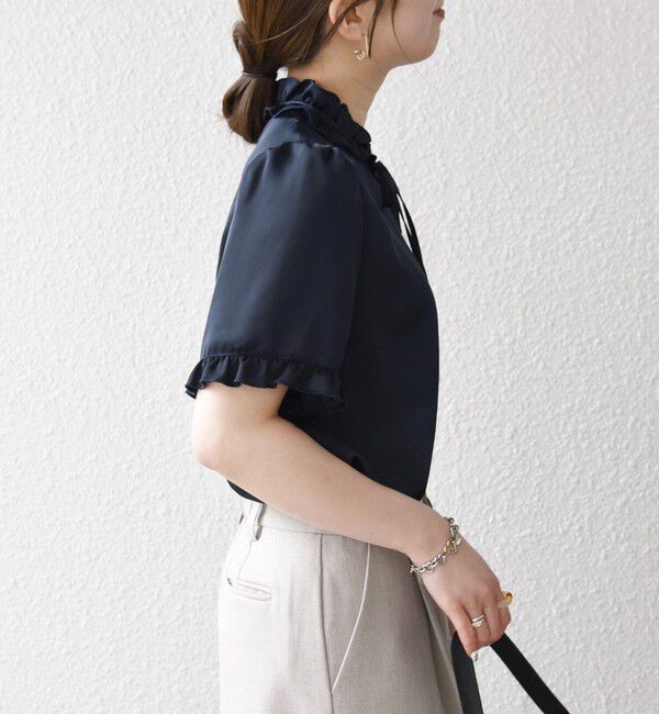 SHIPS any「《予約》SHIPS any:〈洗濯機可能〉サテン フリル カラー リボン ショートスリーブ シャツ ブラウス」|シャツ・ブラウス|