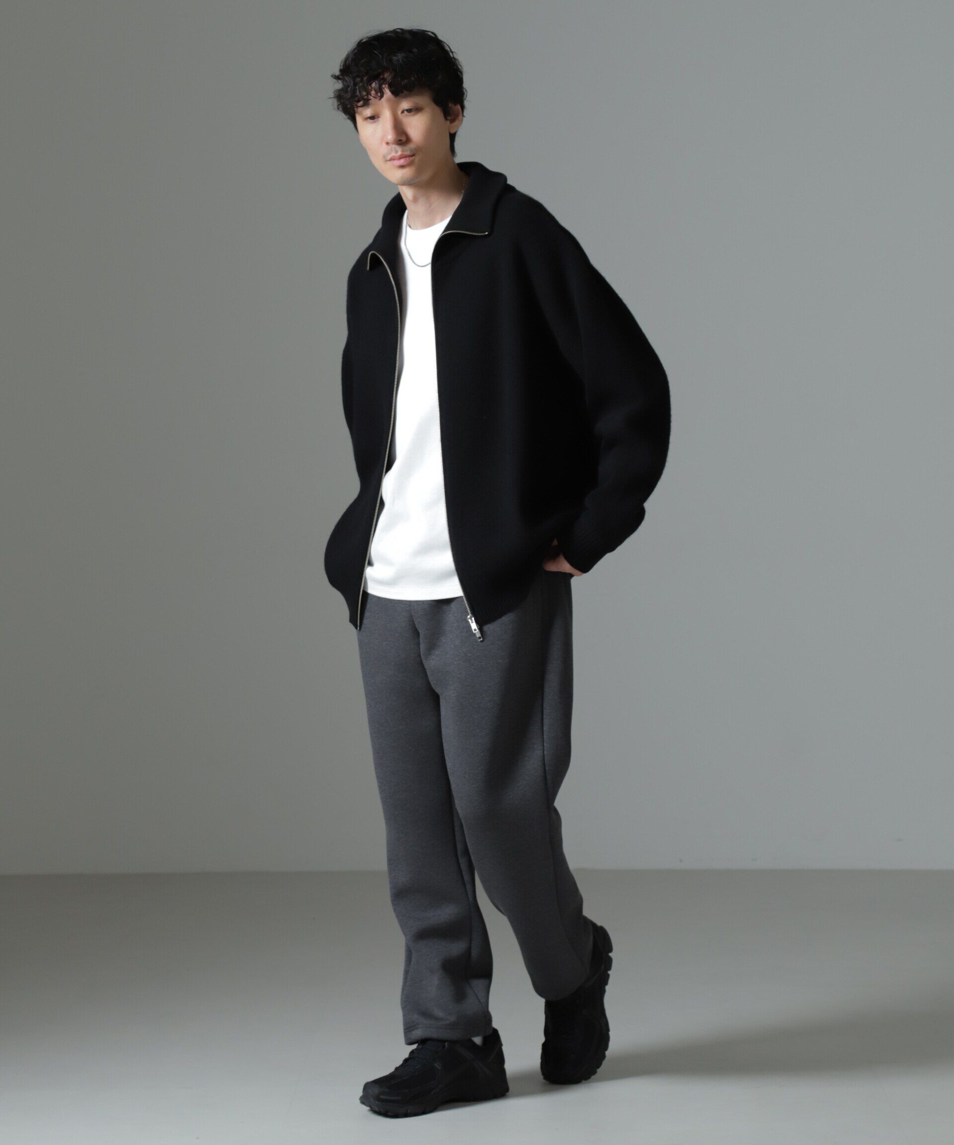 nano･universe「ボンディングトレーナーパンツ」|チノ|