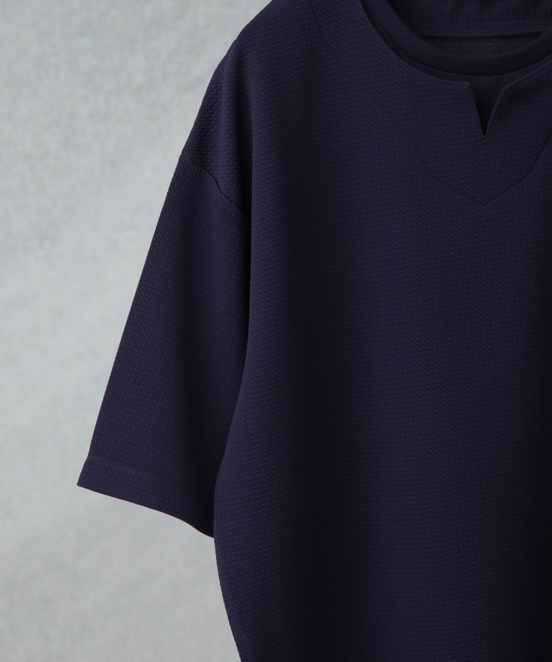 nano･universe「フェイクレイヤードキーネックTシャツ 半袖」|Tシャツ・カットソー|