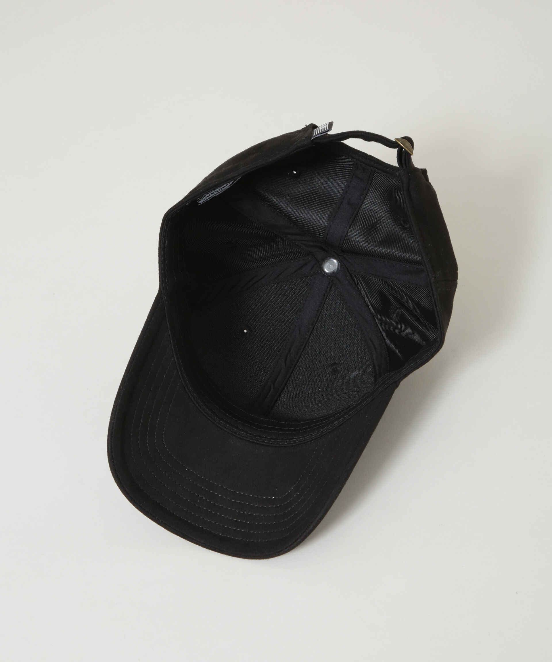 nano･universe「Healthknit/別注 フェイクスエードペナント刺繍キャップ」|キャップ・キャスケット|