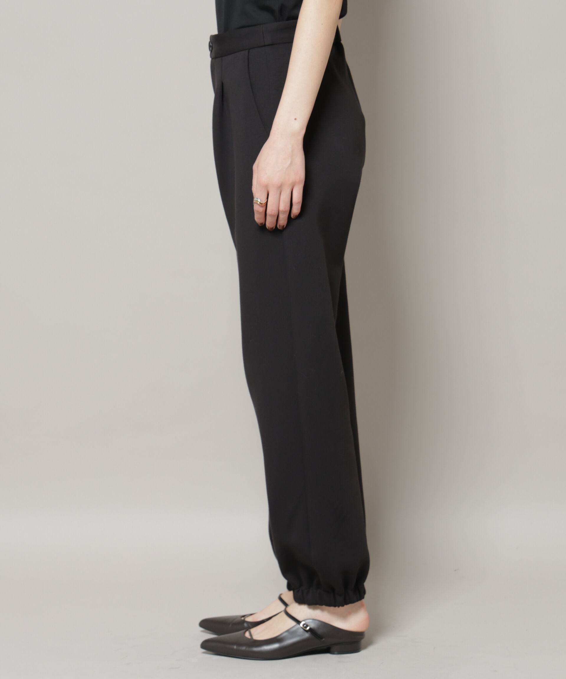 nano･universe「ダンボールジョガーパンツ」|チノ|