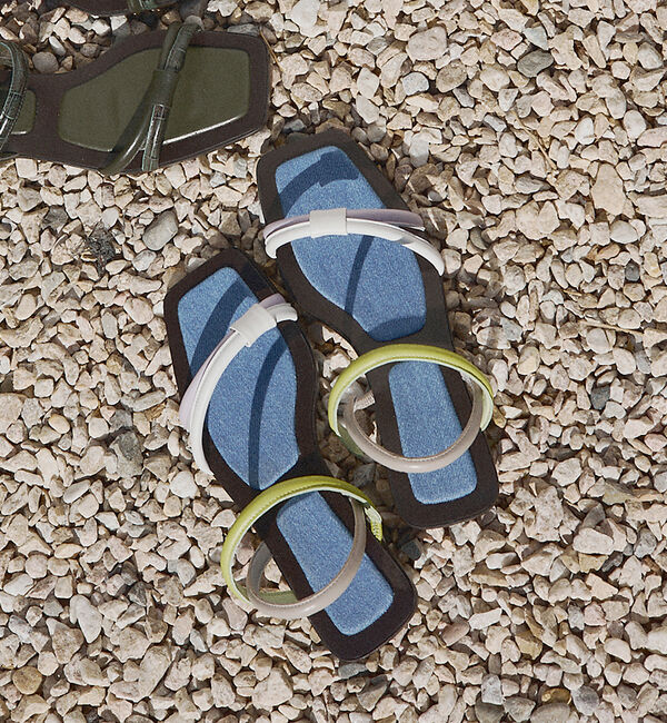 AU BANNISTER「ストラップフラットサンダル」|サンダル|その他