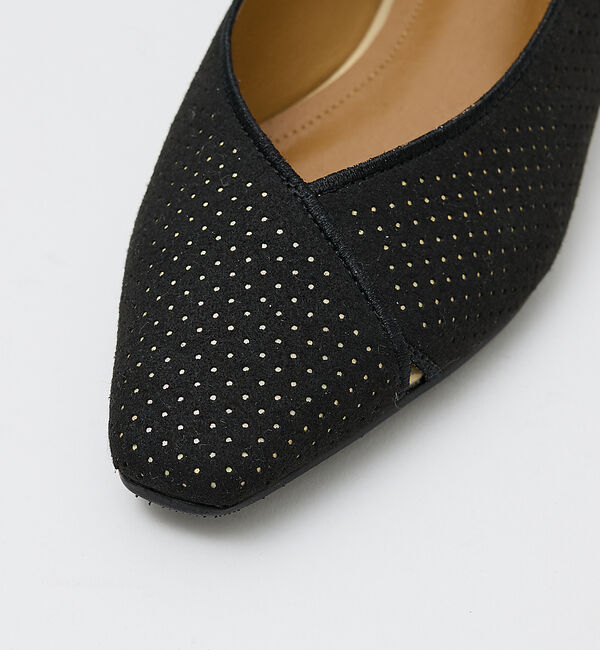 AU BANNISTER「【Vibram/ヴィブラムソール】Ｖカットフラットパンプス」|パンプス|