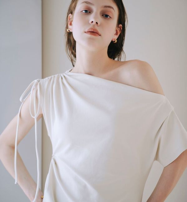 SELFIST「ワンショルカットソードレープワンピース」|ワンピース|